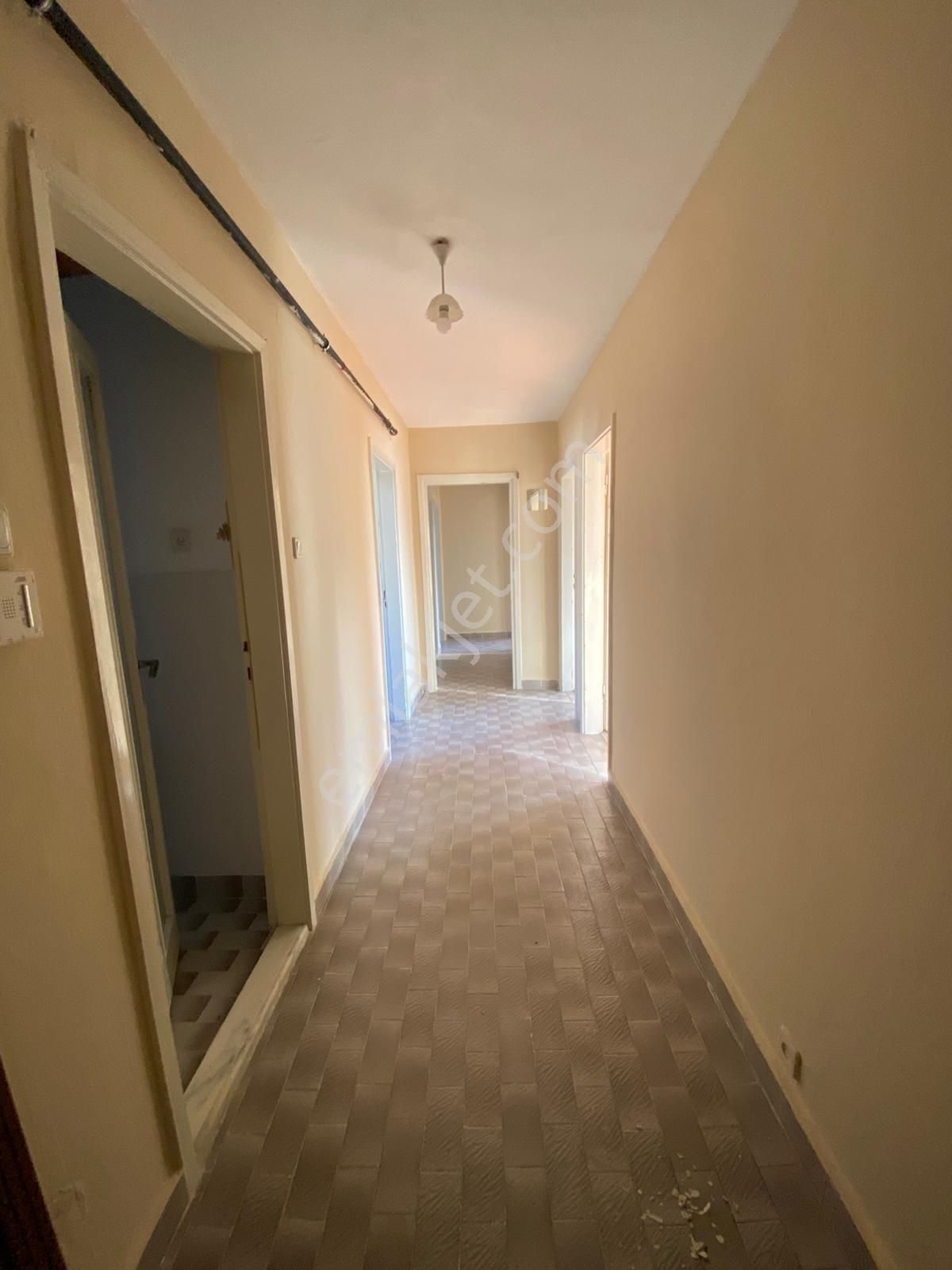 Trabzon'da Kiralık 2+1 Daire - Görsel 18