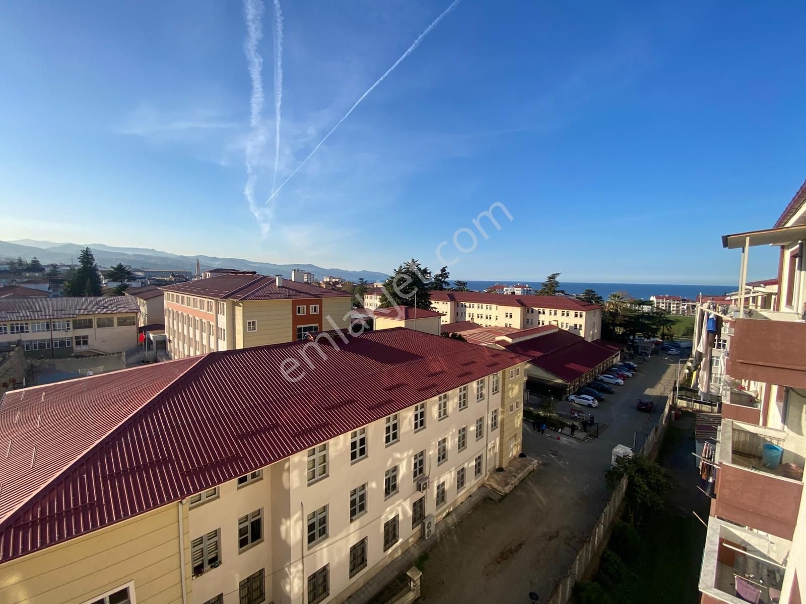 Trabzon'da Kiralık 2+1 Daire - Görsel 19