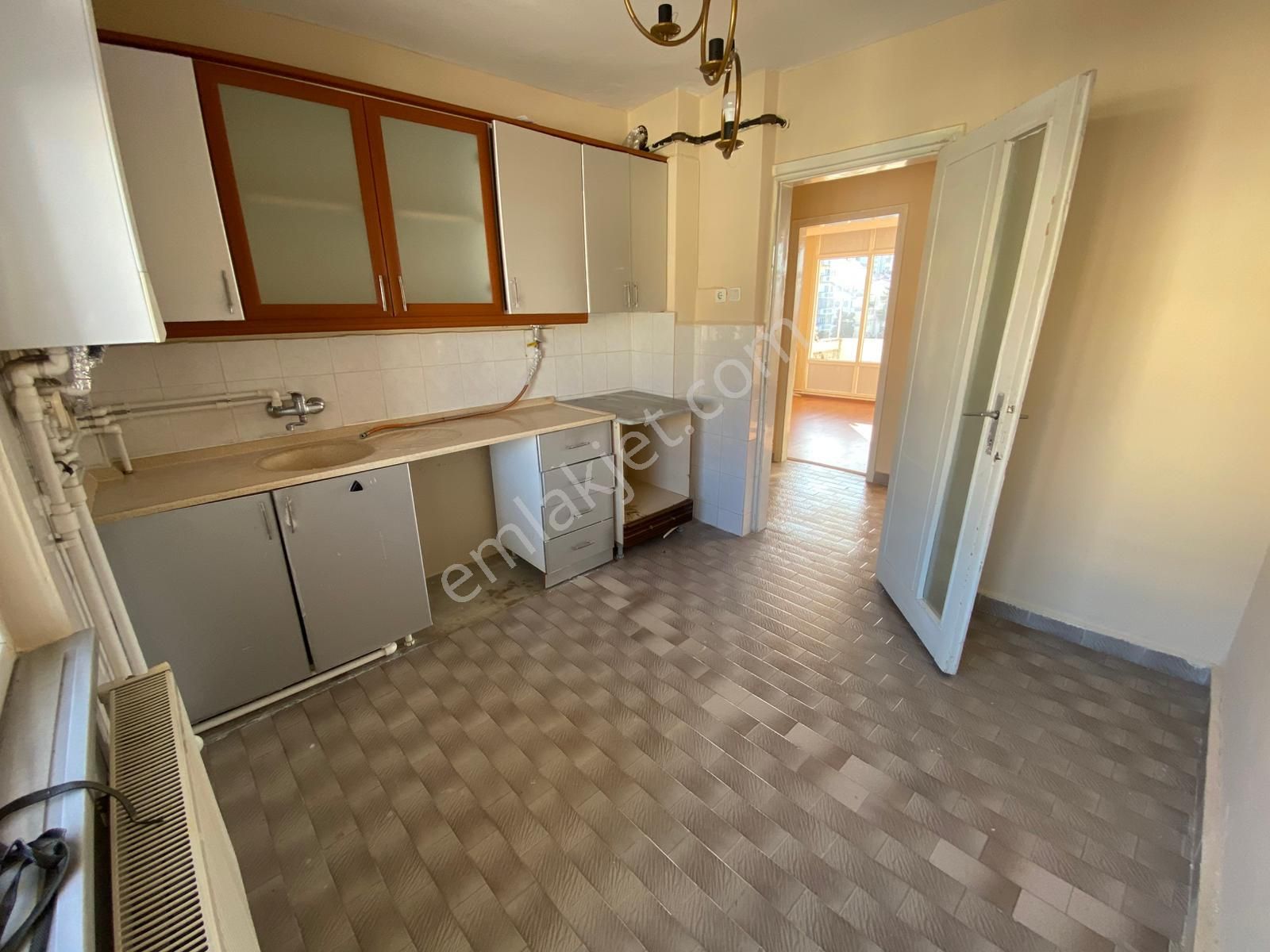 Trabzon'da Kiralık 2+1 Daire - Görsel 2