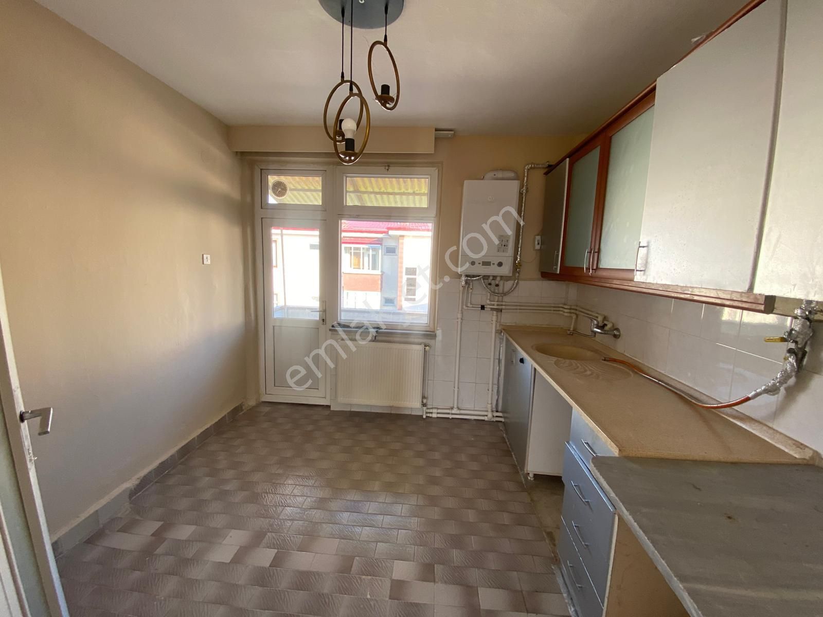 Trabzon'da Kiralık 2+1 Daire - Görsel 3