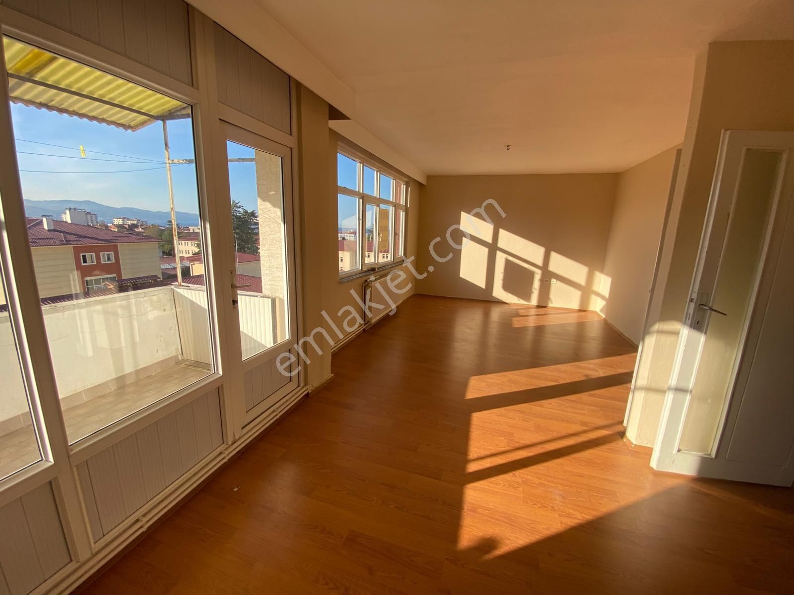 Trabzon'da Kiralık 2+1 Daire - Görsel 8