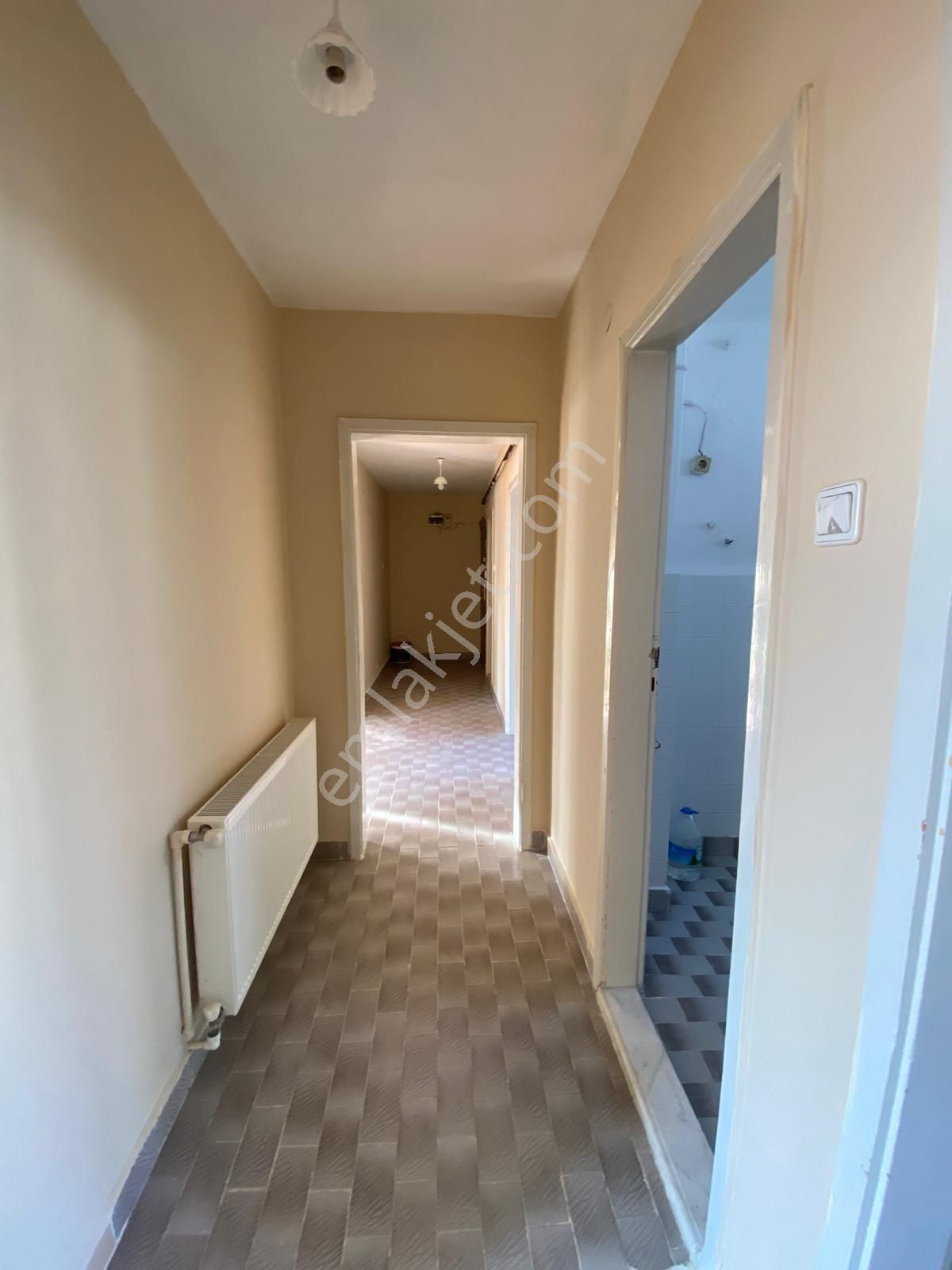 Trabzon'da Kiralık 2+1 Daire - Görsel 11