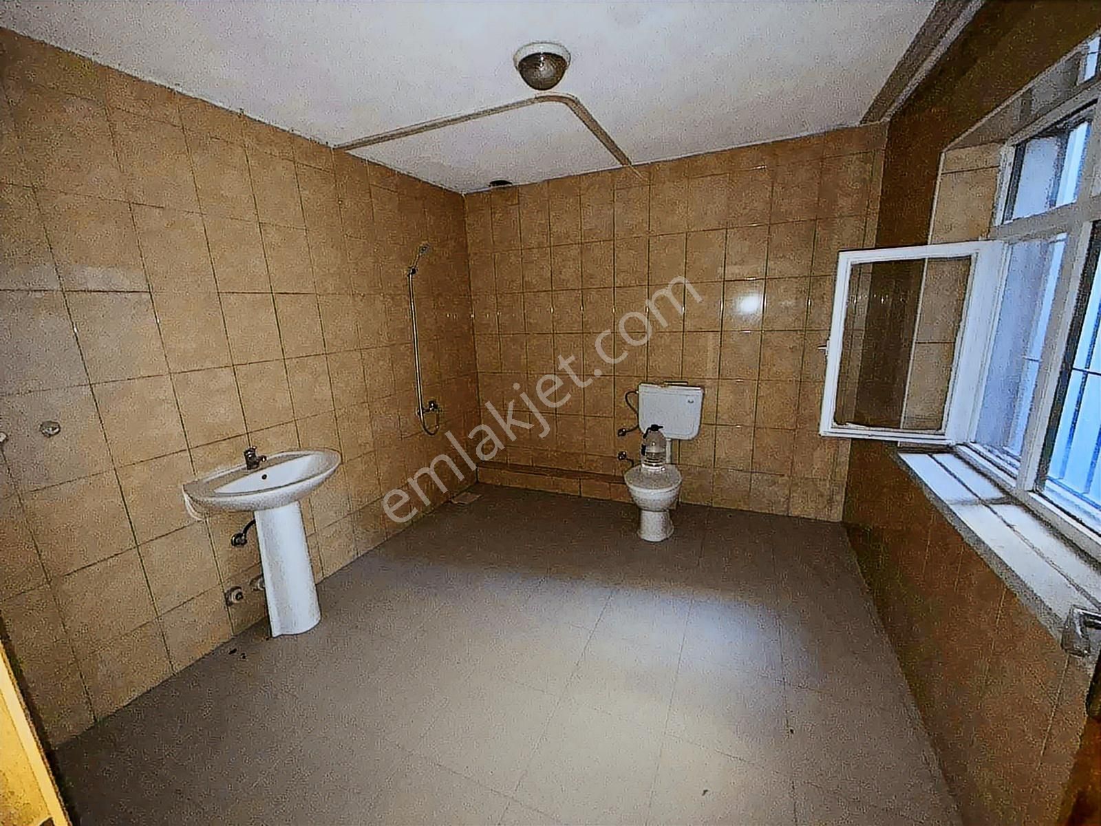Ali Hikmet Paşa İlkokulu Yakını 125 M2 3+1 Kiralık Daire - Görsel 3