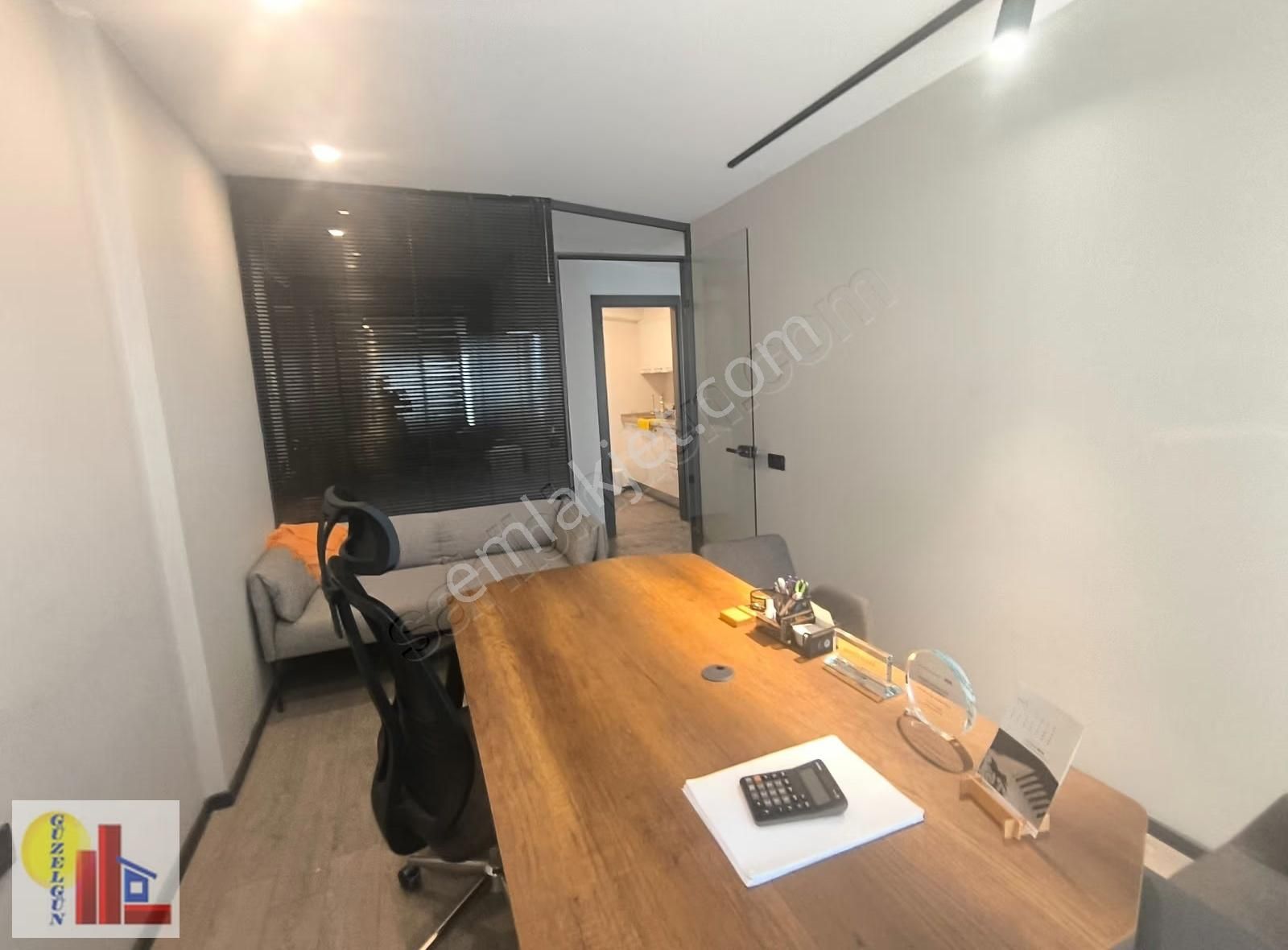 Mustafa Kemal Mahallesinde Ön Cepheli Şık Ofis - Görsel 3