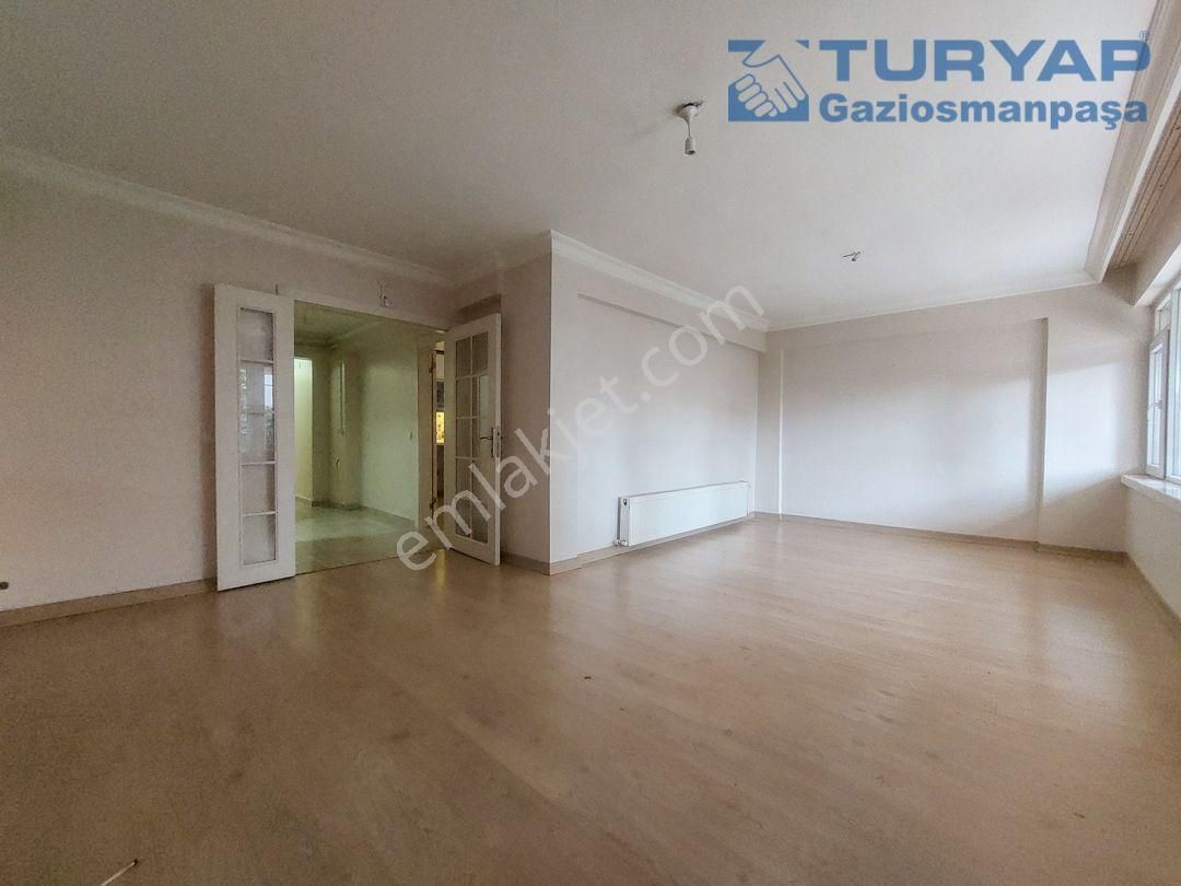 Gaziosmanpaşa Koza Sokakta 2+1 Bahçekatı - Görsel 3