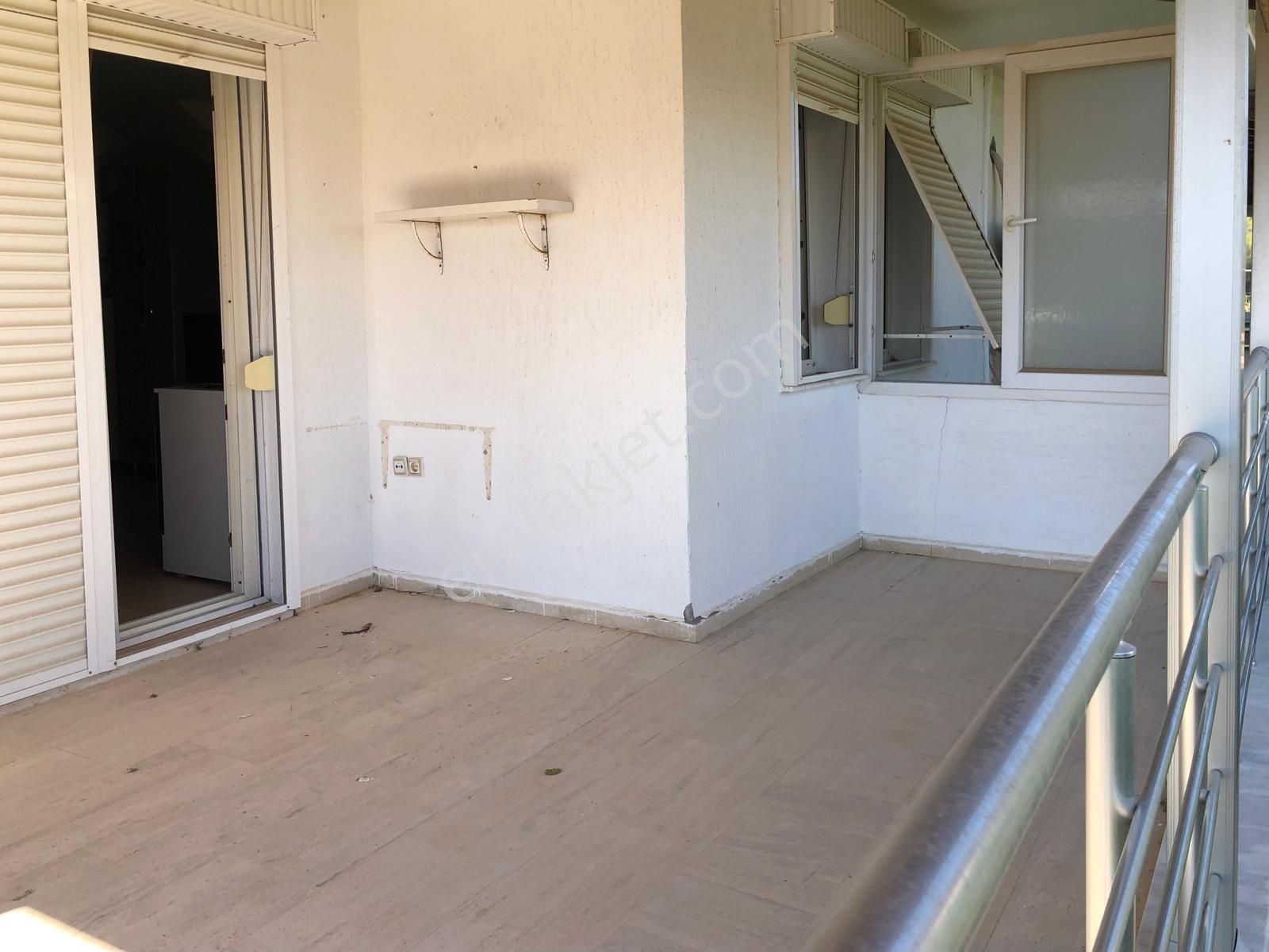 Alaçatı Gayrimenkulden Dalyan Cumhuriyet Mh.de Site İçinde Villa - Görsel 16