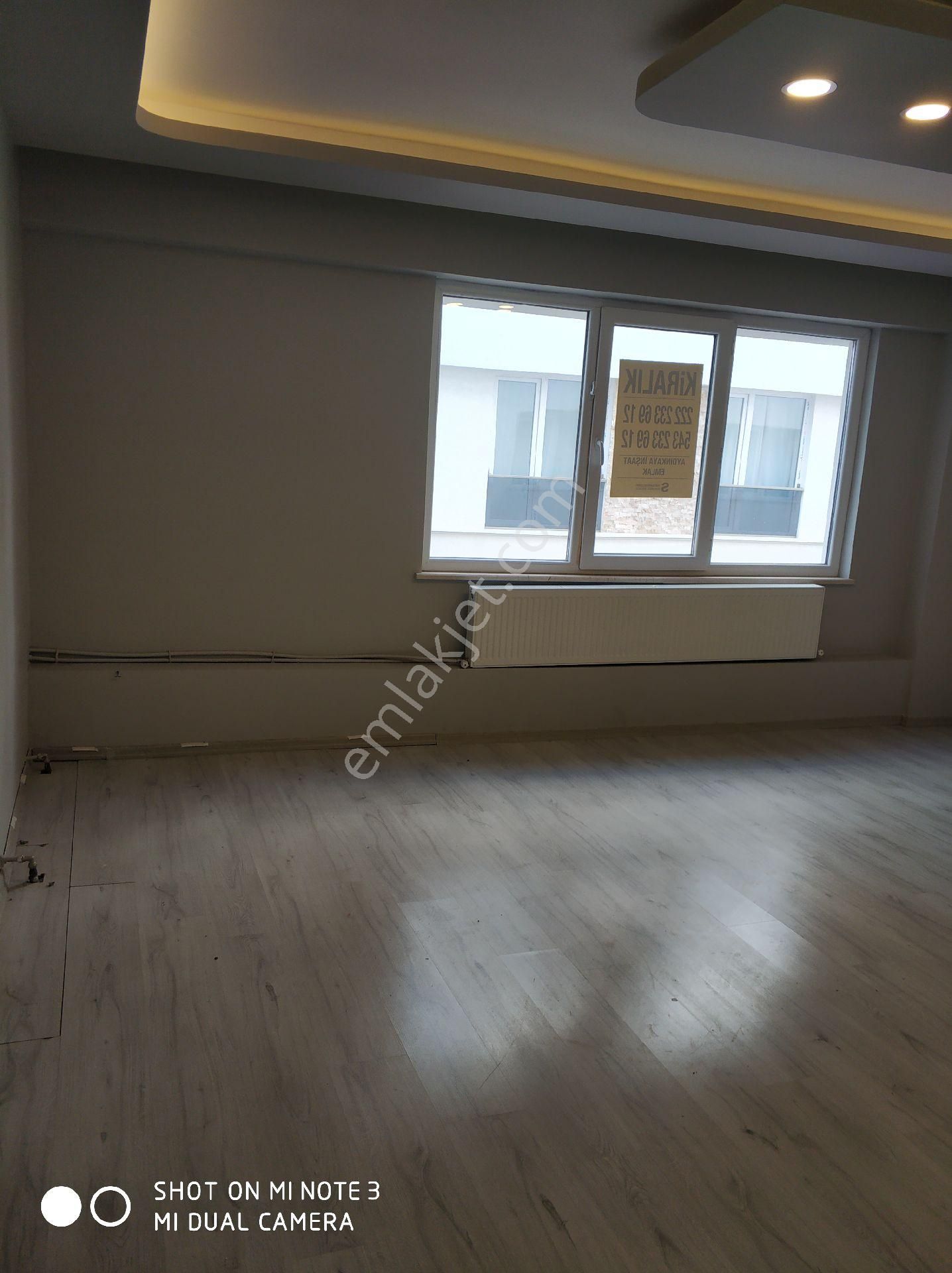 Kumlubel'de Kiralık 2+1 Asansörlü Balkonlu Bakımlı - Görsel 22