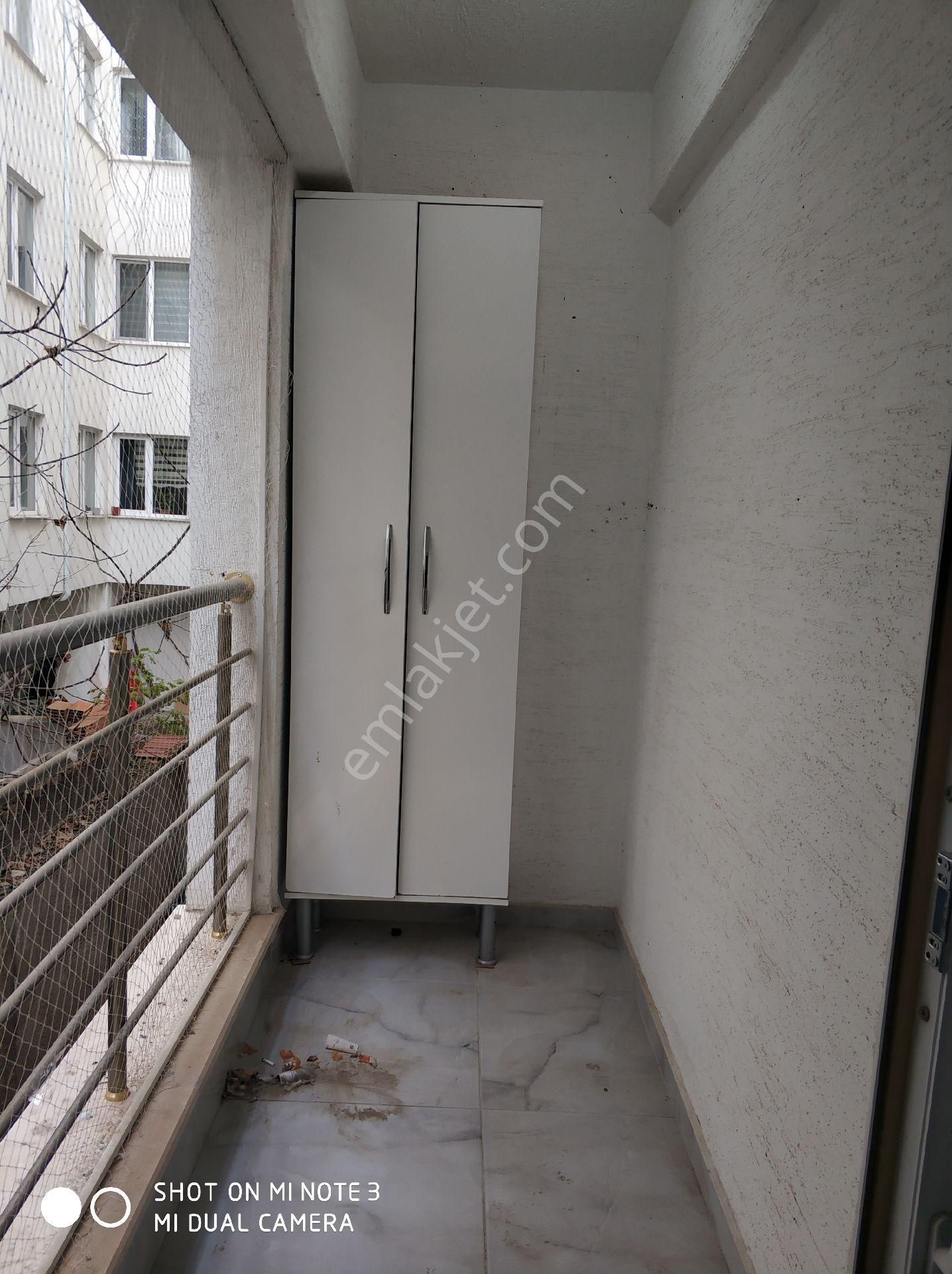 Kumlubel'de Kiralık 2+1 Asansörlü Balkonlu Bakımlı - Görsel 10