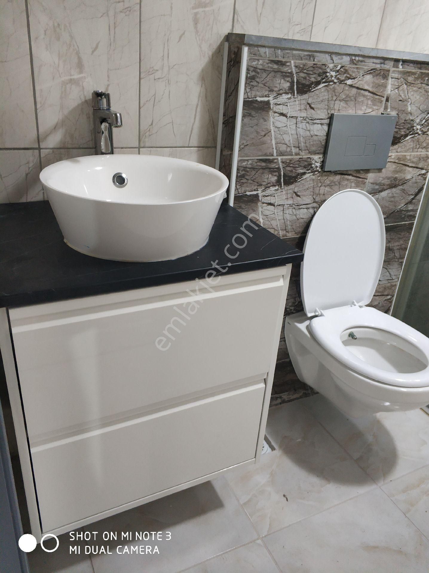 Kumlubel'de Kiralık 2+1 Asansörlü Balkonlu Bakımlı - Görsel 16