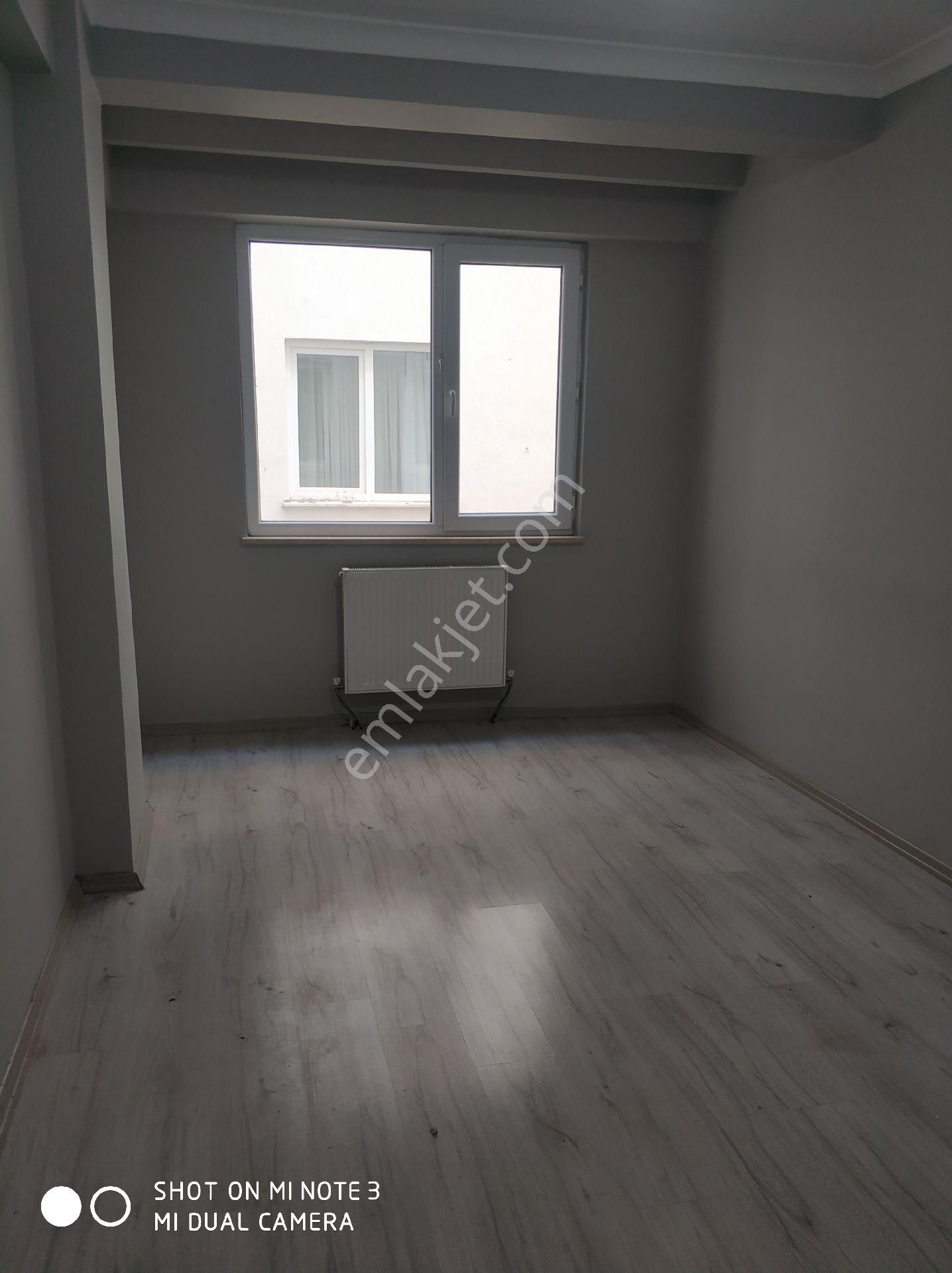 Kumlubel'de Kiralık 2+1 Asansörlü Balkonlu Bakımlı - Görsel 14