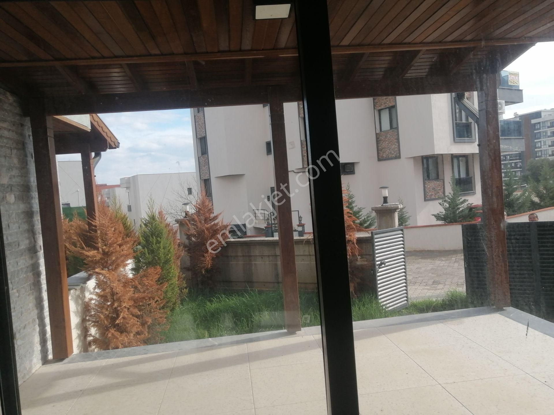 İzmir Torbalı Gold Emlaktan Satılık 5x1 Sıfır Tribleks Vila - Görsel 3