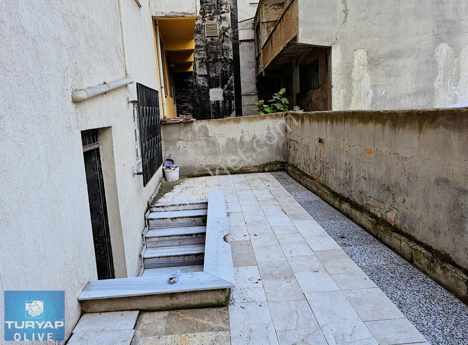 Güneşli'de 15 Temmuz Mahallesinde Satılık İki Katlı Dükkan - Görsel 2