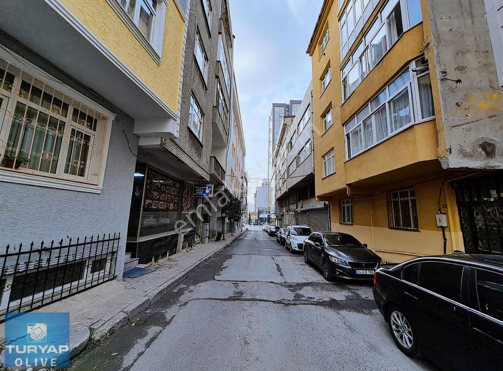 Güneşli'de 15 Temmuz Mahallesinde Satılık İki Katlı Dükkan - Görsel 17