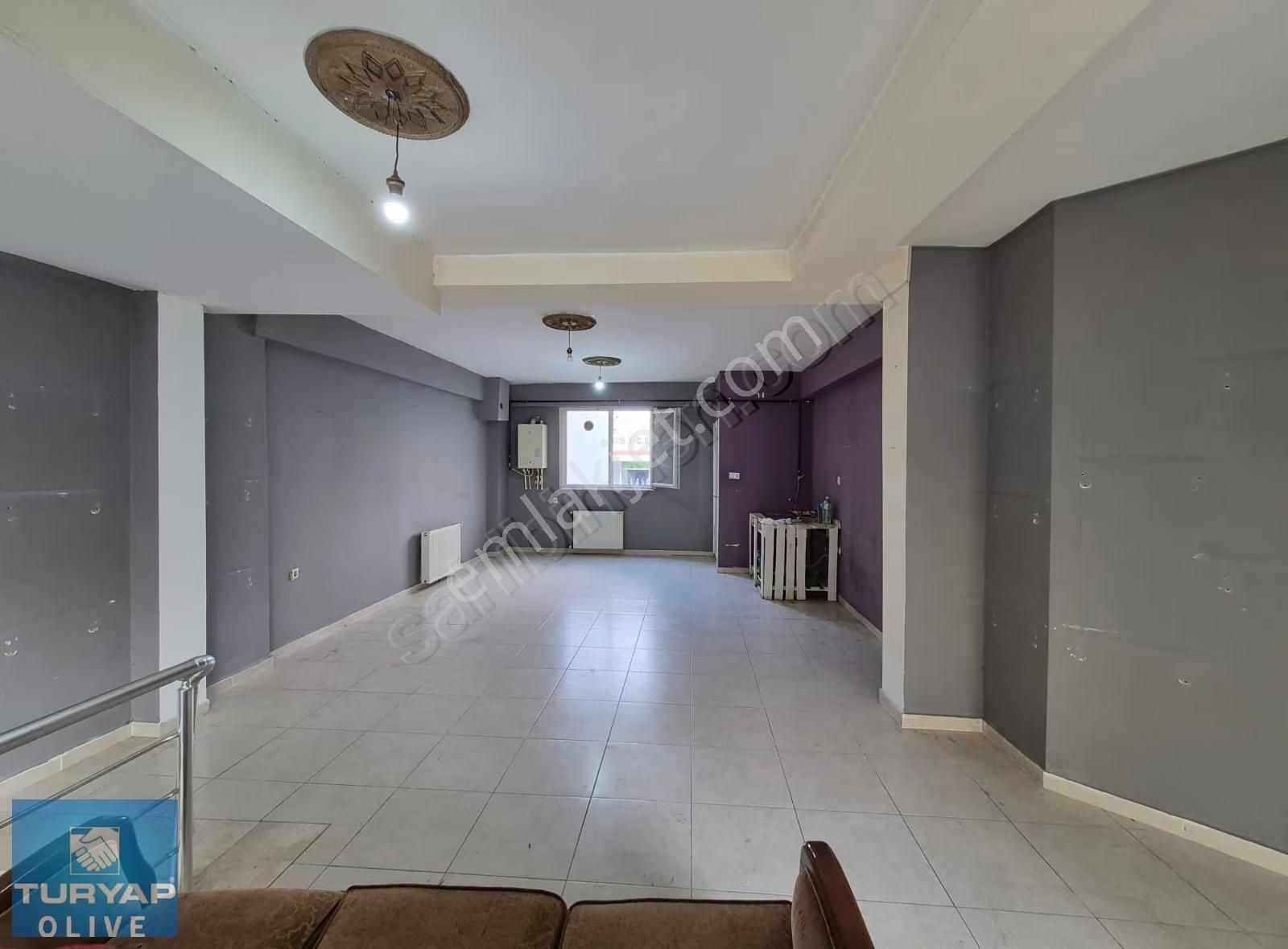 Güneşli'de 15 Temmuz Mahallesinde Satılık İki Katlı Dükkan - Görsel 3