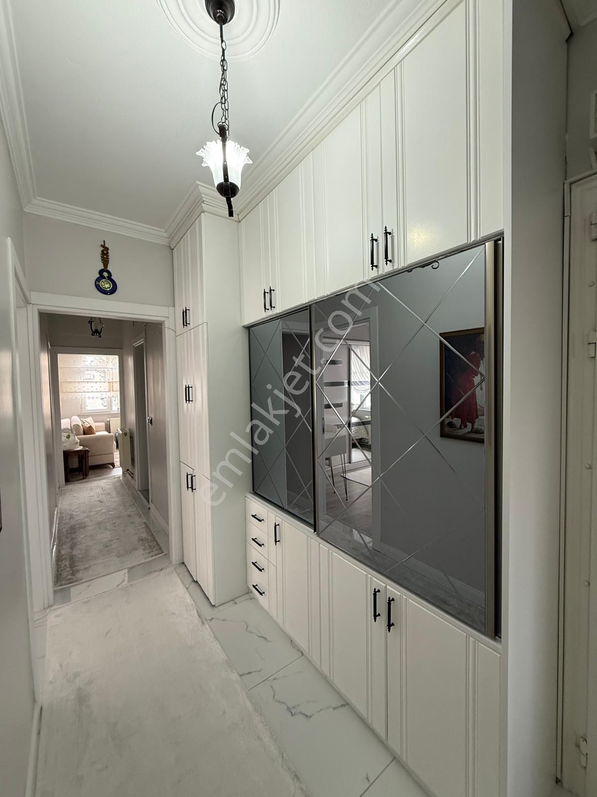 Delux'den 100. Yıl Mah Deniz Manzaralı Full Tadilatlı Satılık 3+1 - Görsel 13