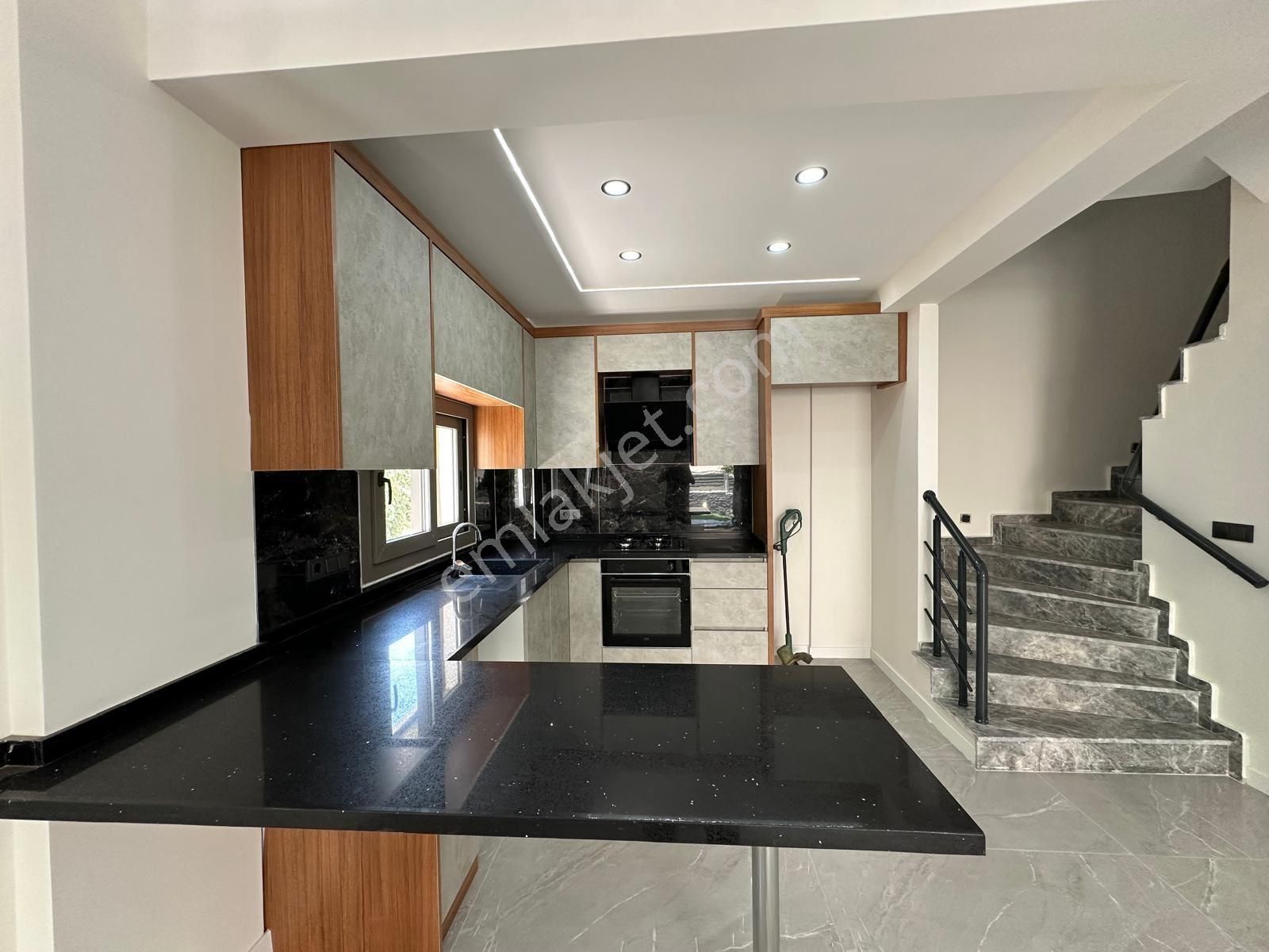 | Global | Denize 150 Metre Lüks Otoparklı Villa - Görsel 20