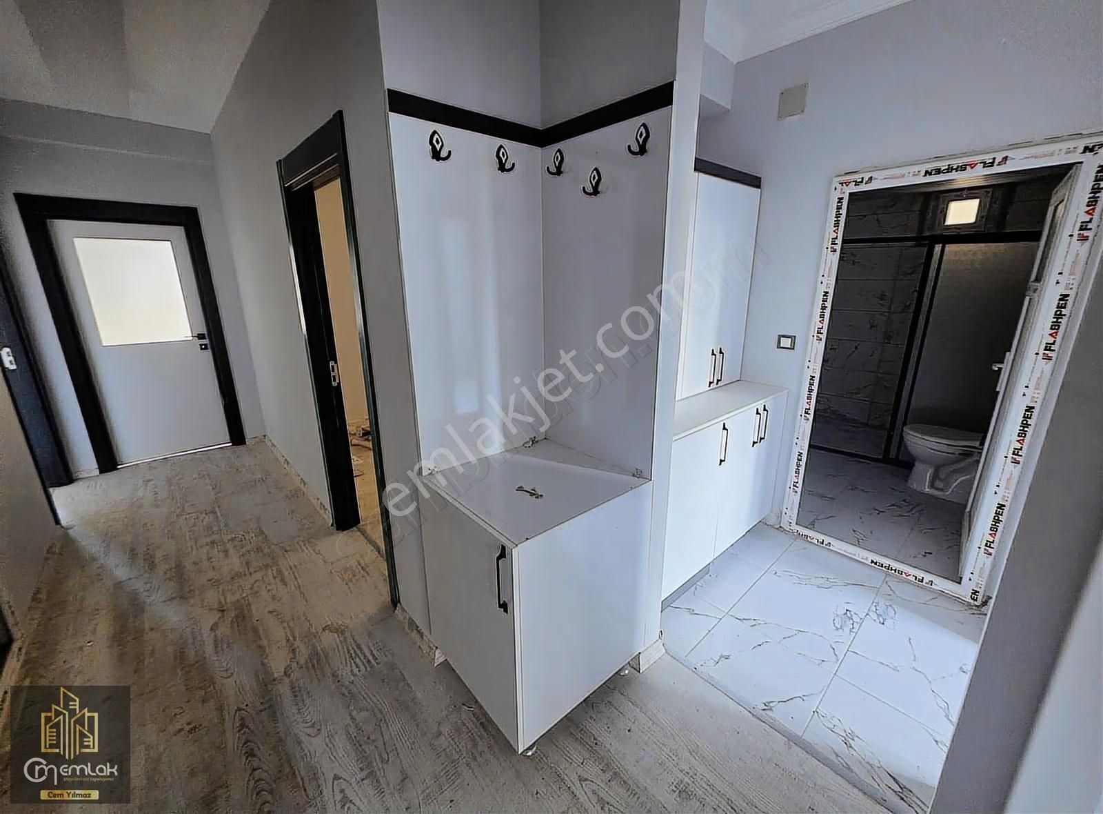 İlhanlı Mah. Özkaya Market Yanı Satılık 5 Katlı Binanın 1.katı - Görsel 24