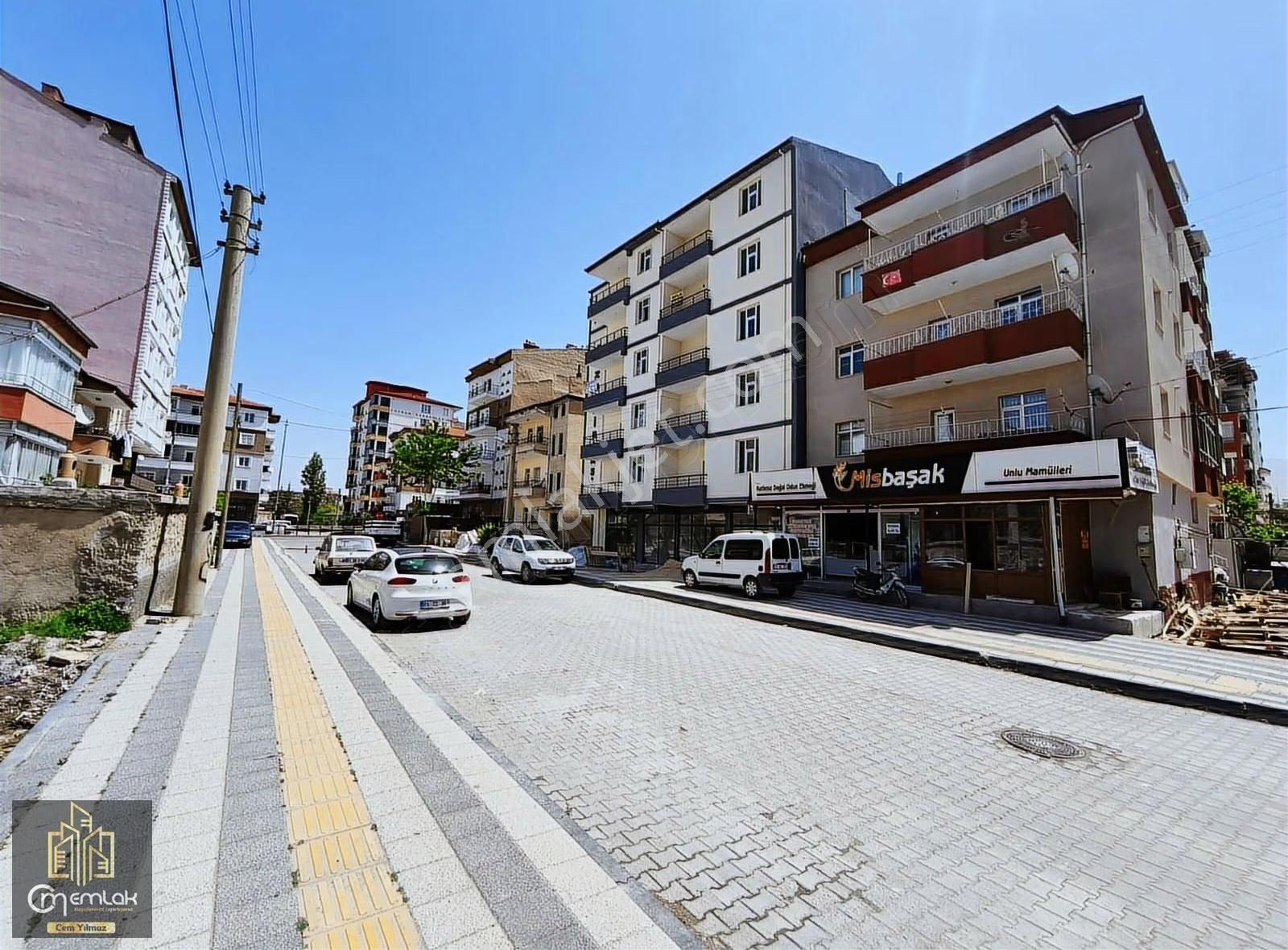 İlhanlı Mah. Özkaya Market Yanı Satılık 5 Katlı Binanın 1.katı - Görsel 10