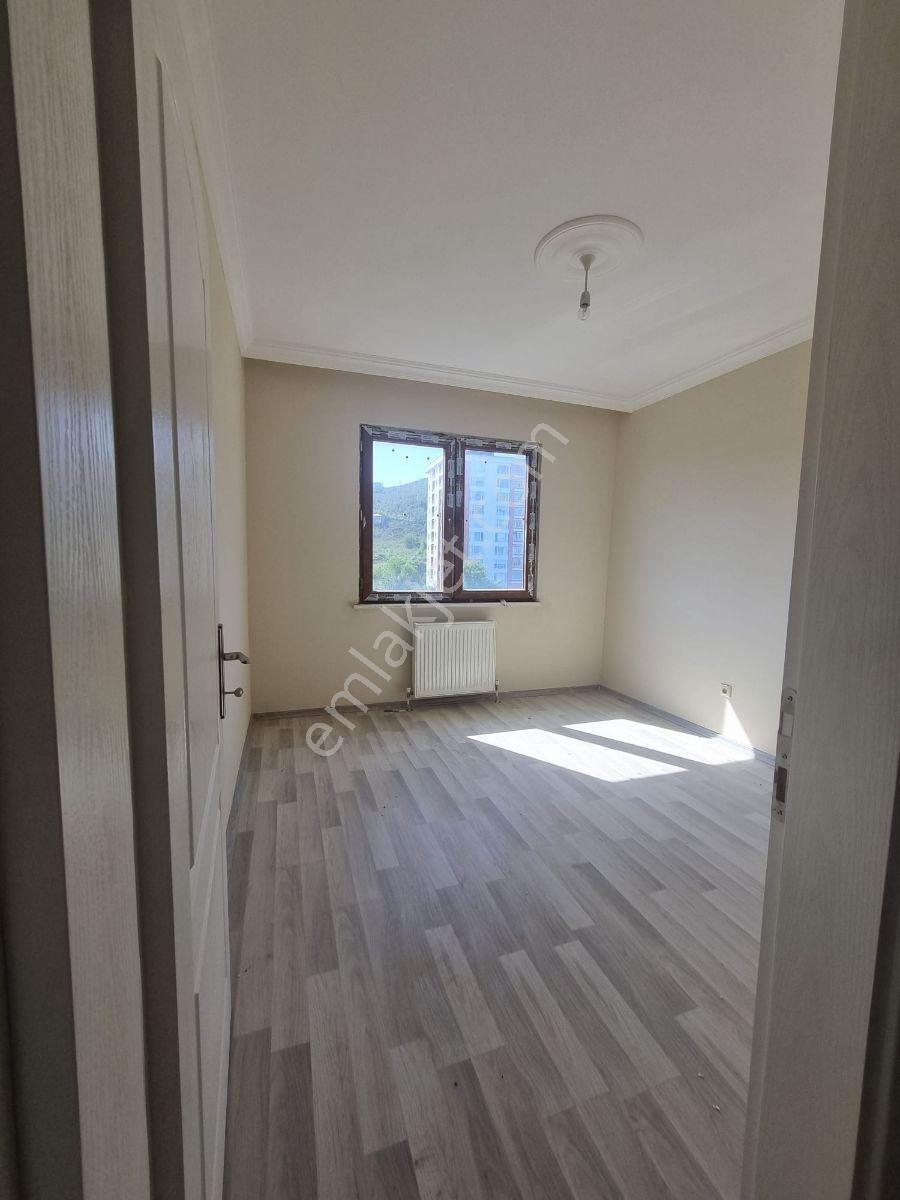 Remax Advantage'den Giresun Piraziz De Deniz Manzaralı 3+1 Dair - Görsel 16