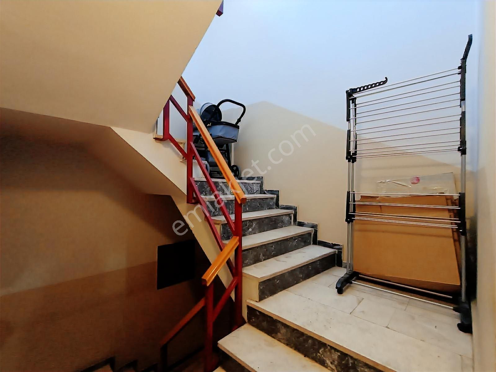 Remax Advantage Hacıseyfettin Mh De Merkezi Lokasyon 3+1 Daire - Görsel 5