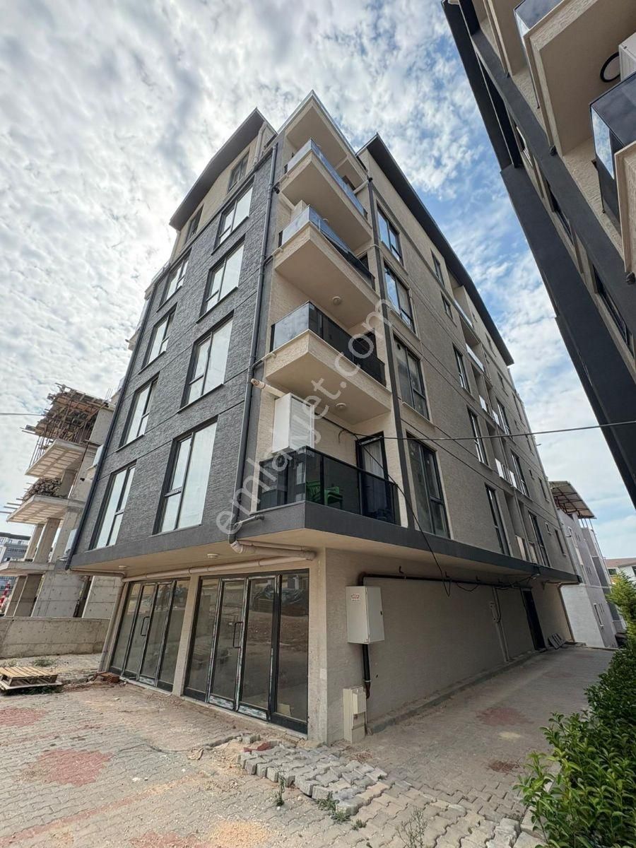 Remax Advantage'den Akçalarda Yatırımlik Eşyalı 1+1 Daire - Görsel 12