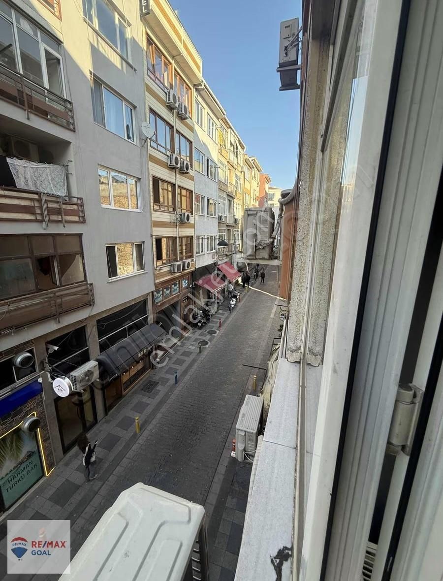 Rıhtıma Ve Ulaşıma Yakın İçi Yenilenmiş Satılık Daire - Görsel 8