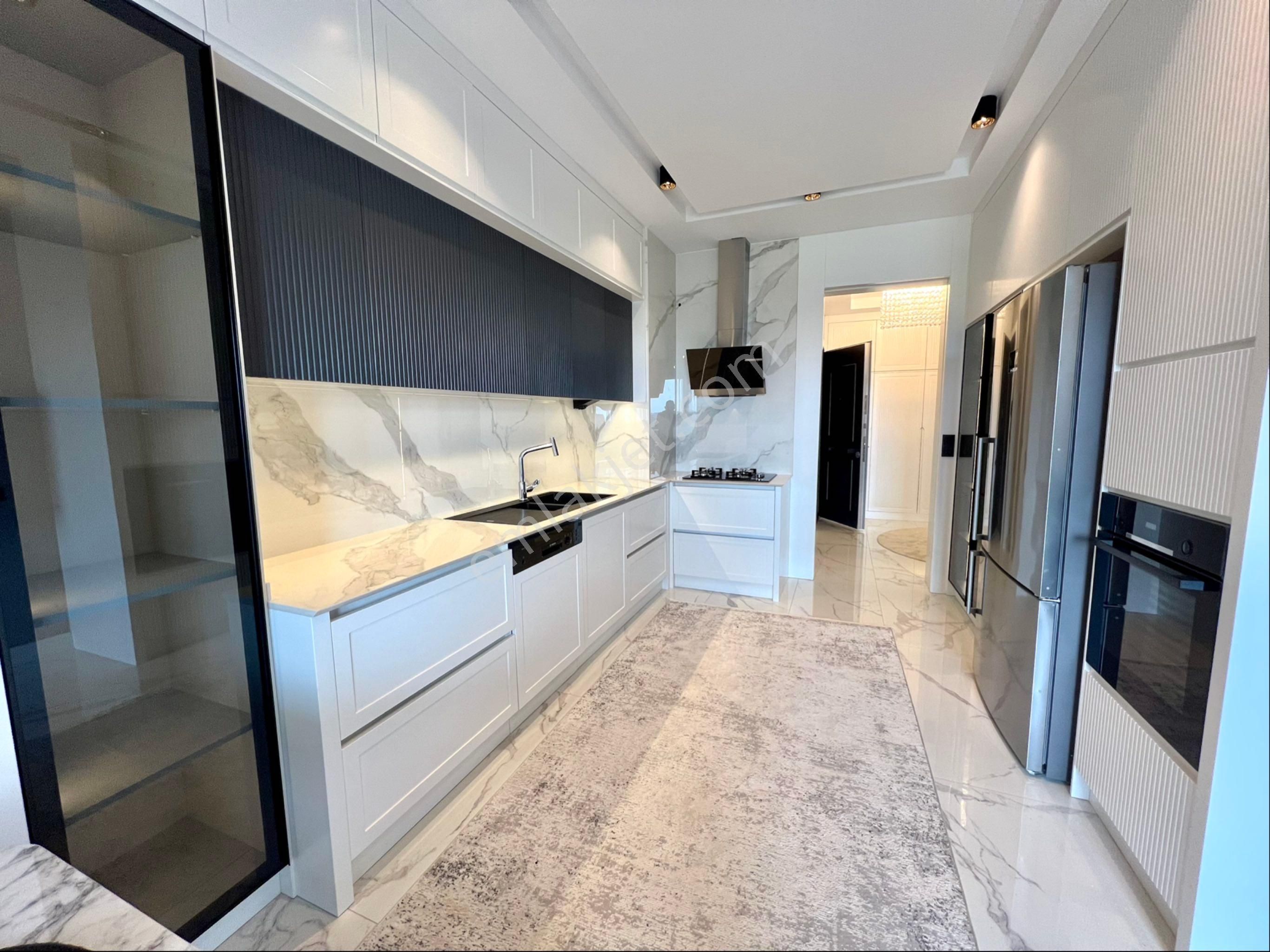 Yenişafakta Havuzlu Site İçi 3+1 175m2 Satılık Daireler - Görsel 6