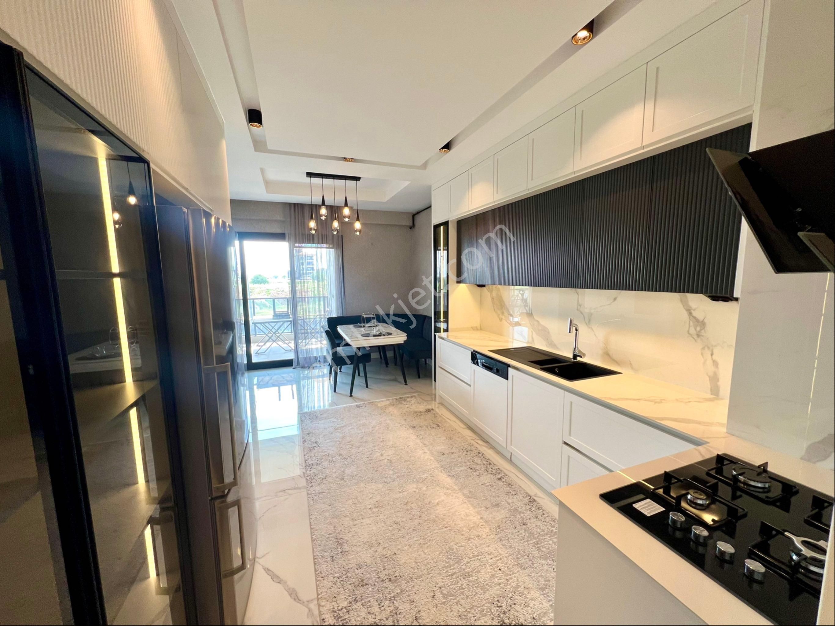 Yenişafakta Havuzlu Site İçi 3+1 175m2 Satılık Daireler - Görsel 7