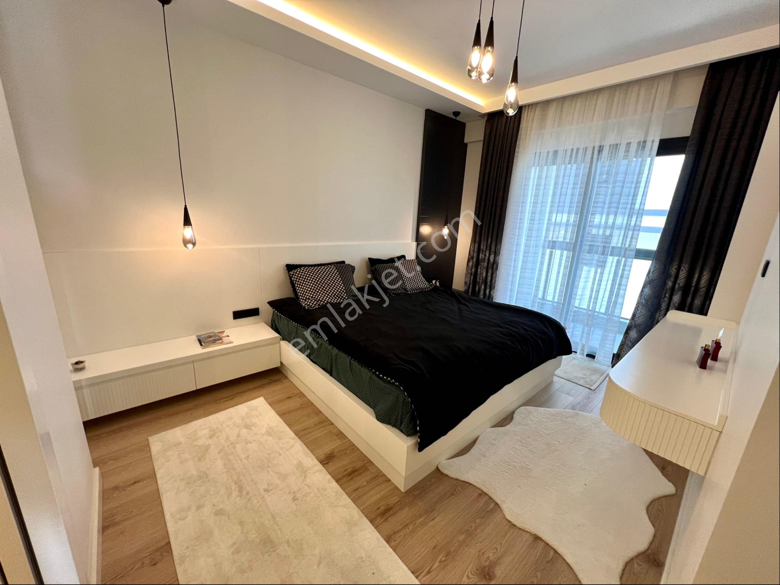 Yenişafakta Havuzlu Site İçi 3+1 175m2 Satılık Daireler - Görsel 14