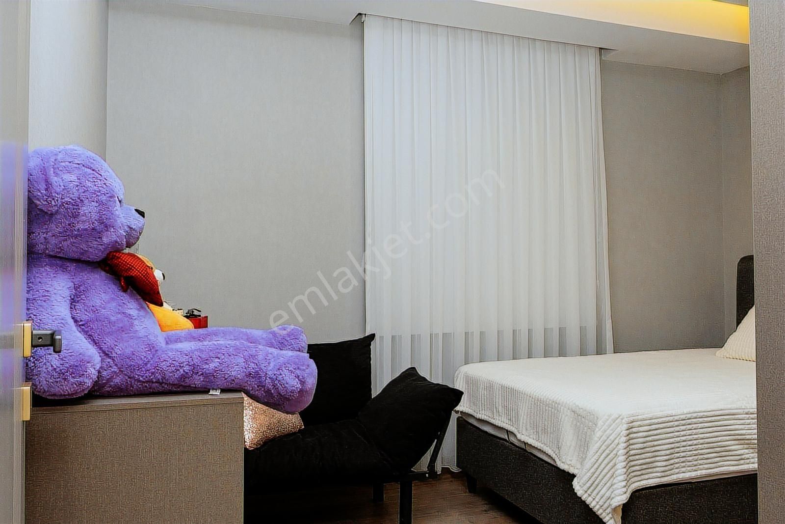 Remax Advantage'den Dizilere Konu Olmuş Sitede Satılık 4+1 Daire - Görsel 2