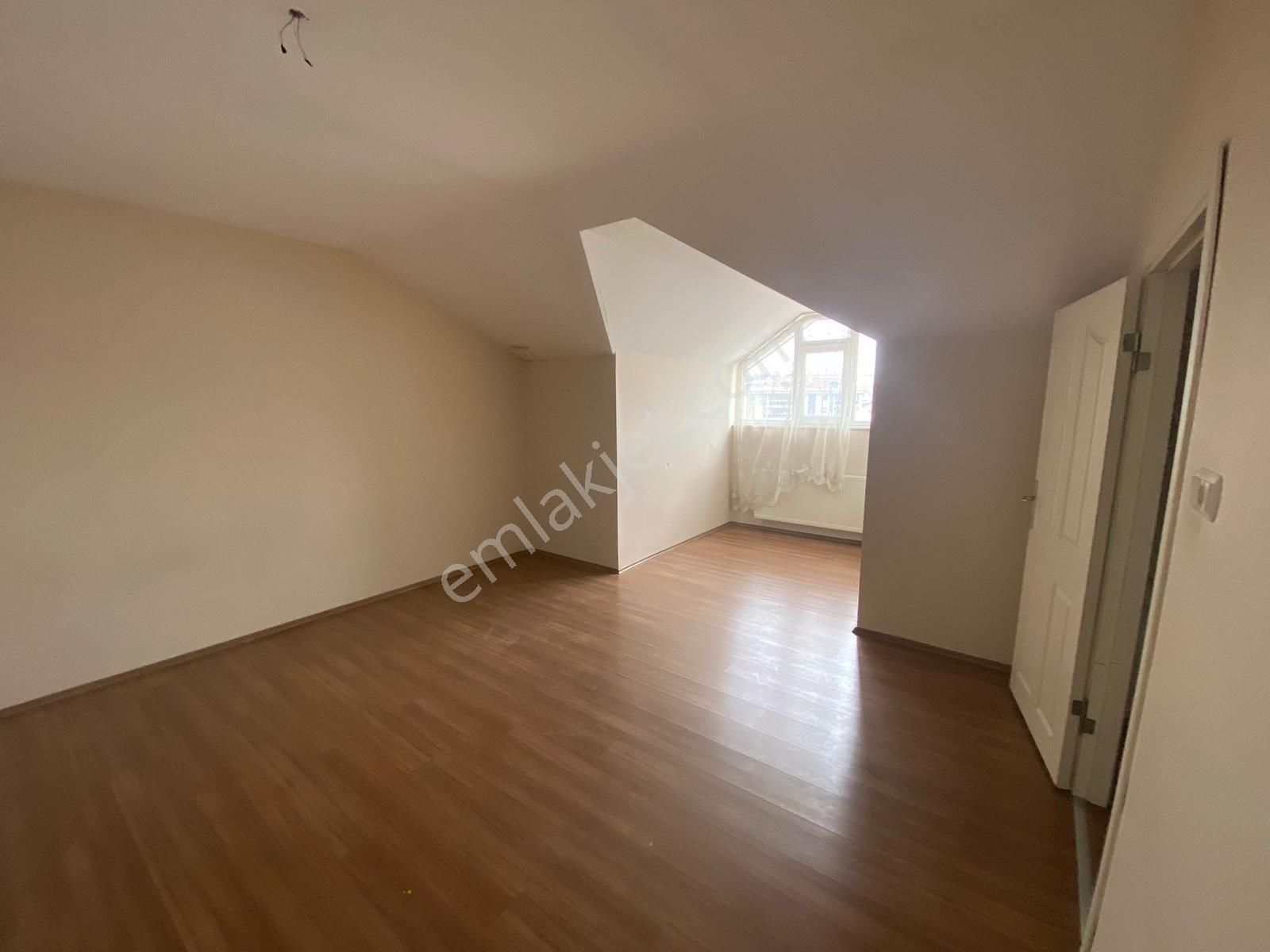 Remax Advantage'dan Özlüce'de Dubleks Daire - Görsel 21
