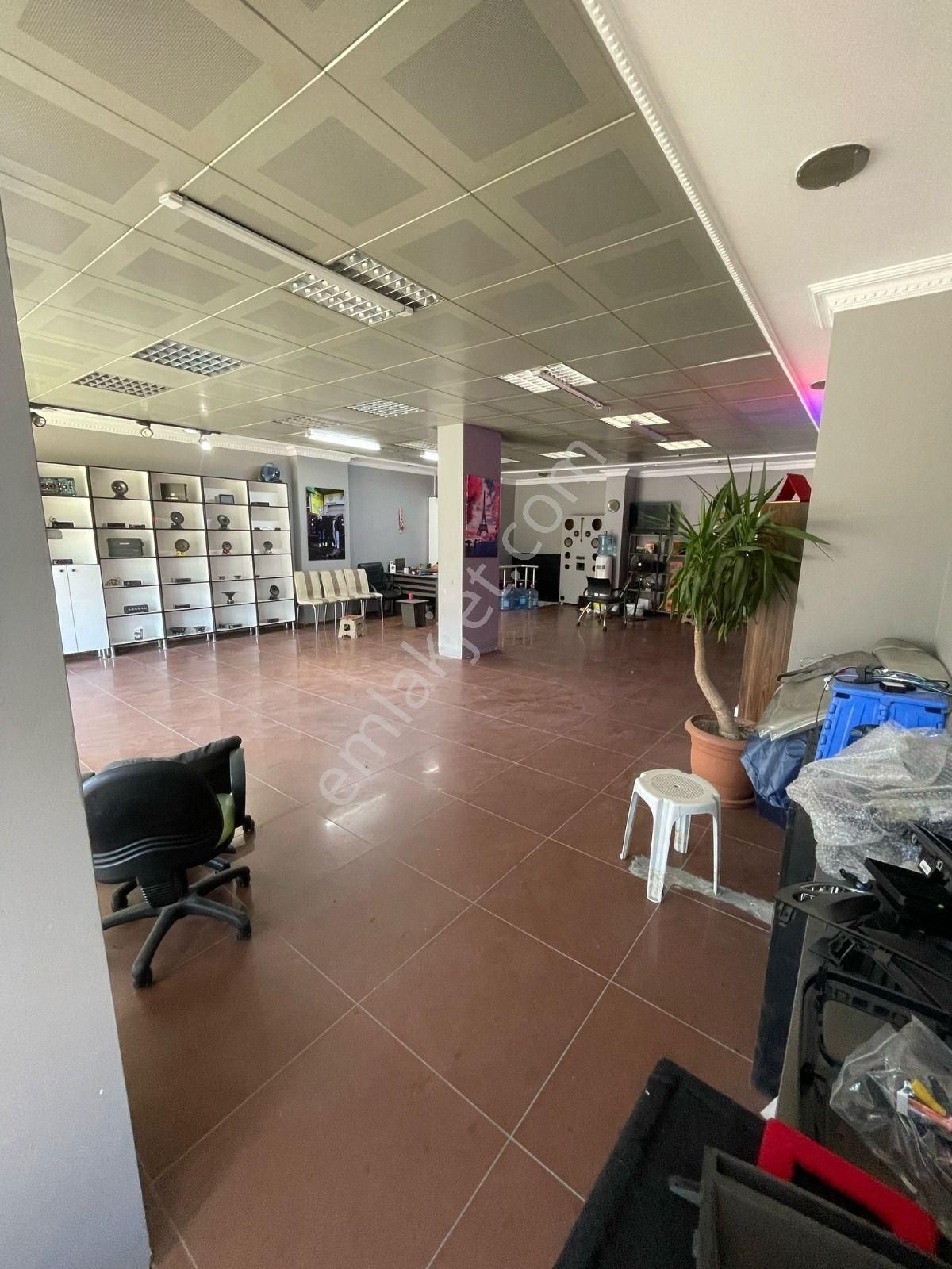 Aydoğan'dan Vega Avm Karşısı Kiralık Düz Giriş Dükkan - Görsel 15