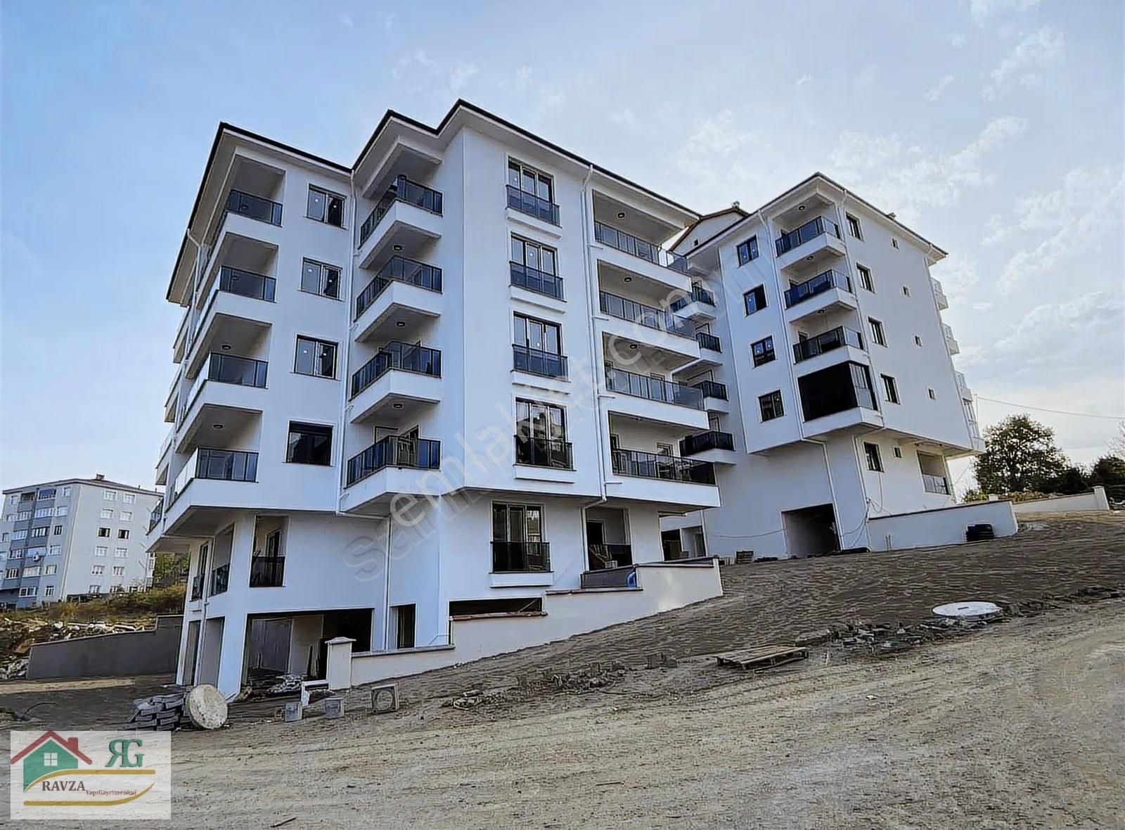 Ravza Yapı Gayrimenkulden 1+1 Taşınmaya Hazır