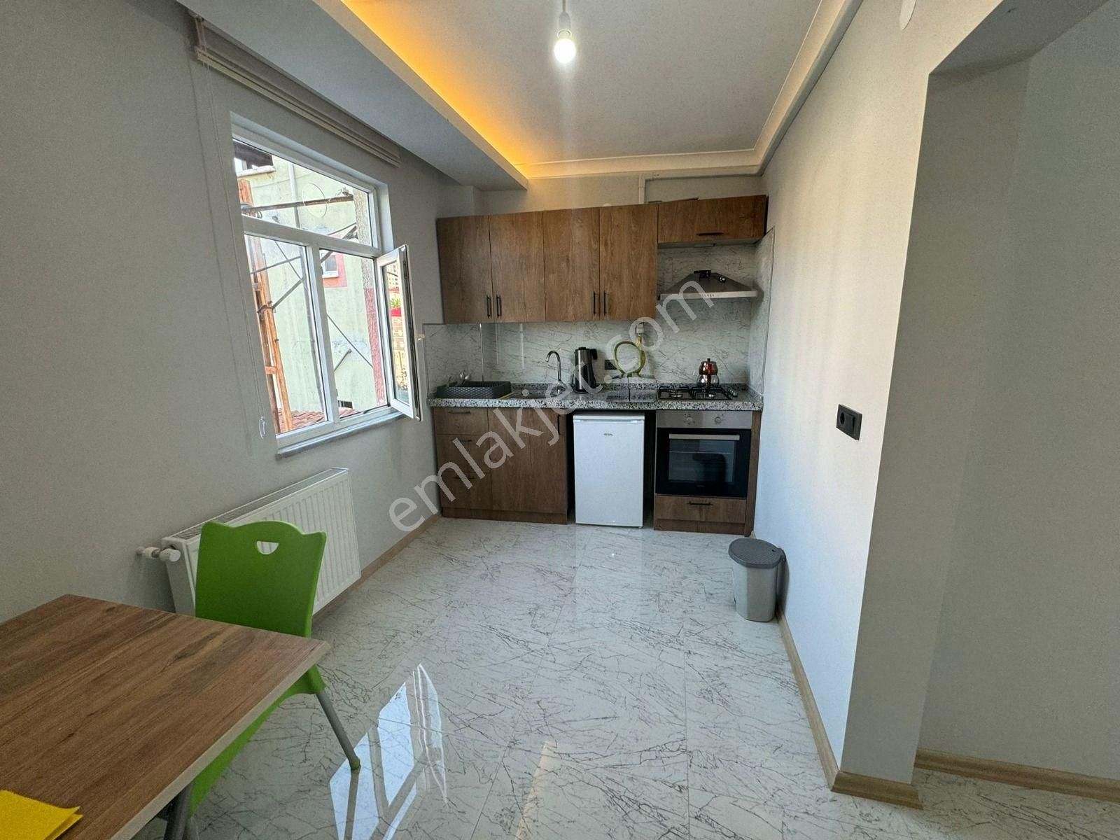 Trabzon'da Satılık Bina (yüksek Kira Getirili) - Görsel 5