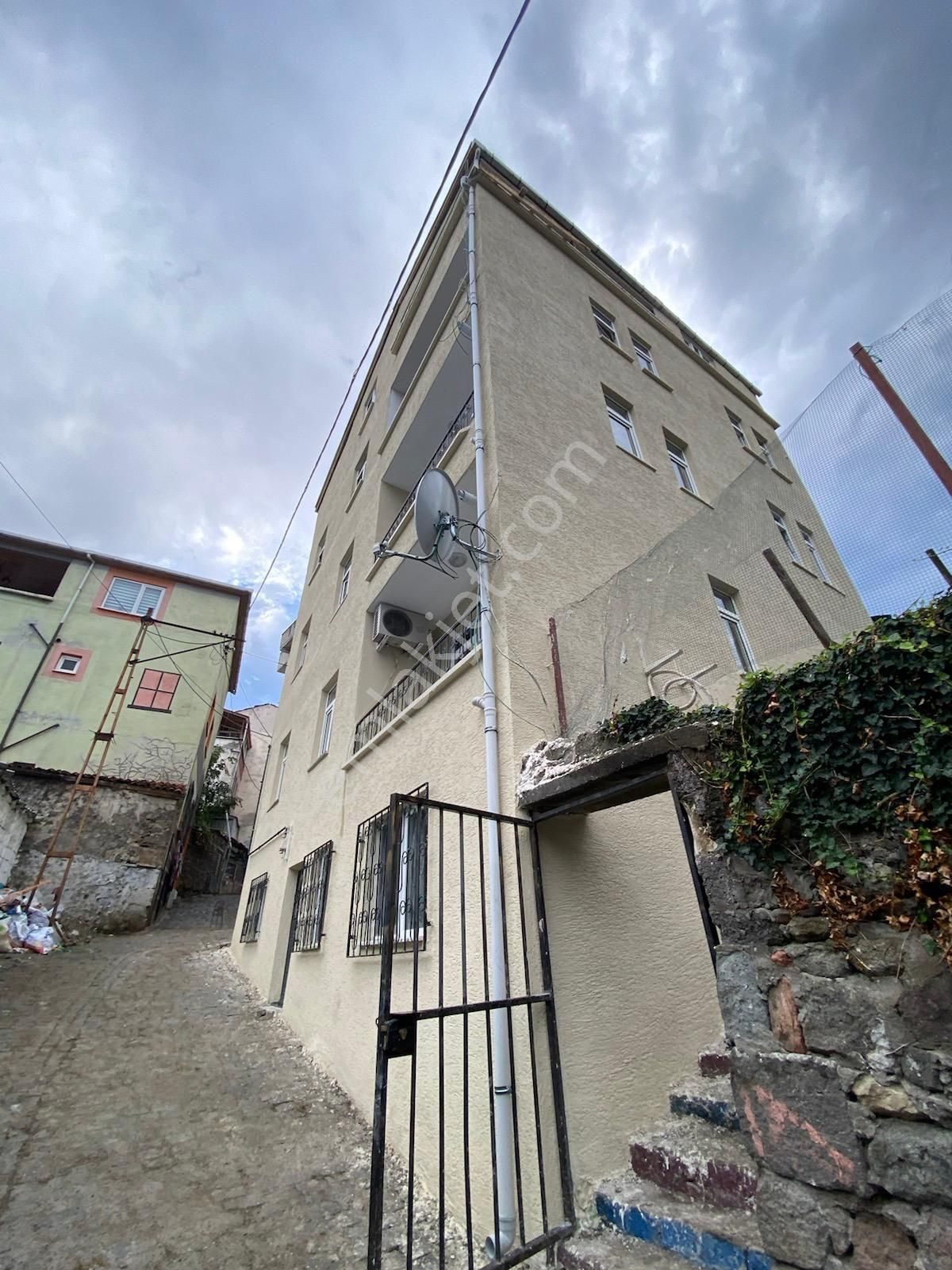 Trabzon'da Satılık Bina (yüksek Kira Getirili) - Görsel 8