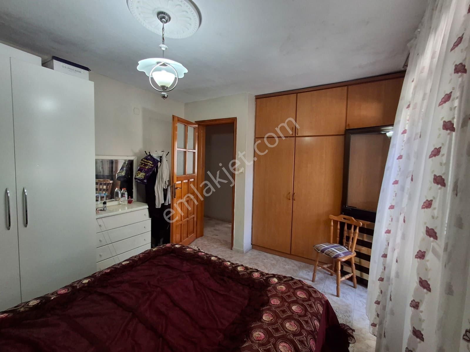 Çiğli Kaklıç Mahallesi Satılık 3 Katlı Bina - 3 Adet 3+1 Daire - Görsel 17