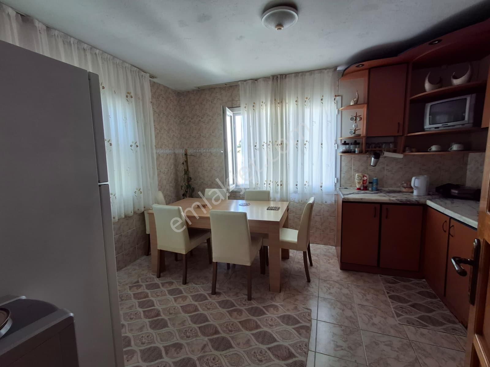 Çiğli Kaklıç Mahallesi Satılık 3 Katlı Bina - 3 Adet 3+1 Daire - Görsel 10