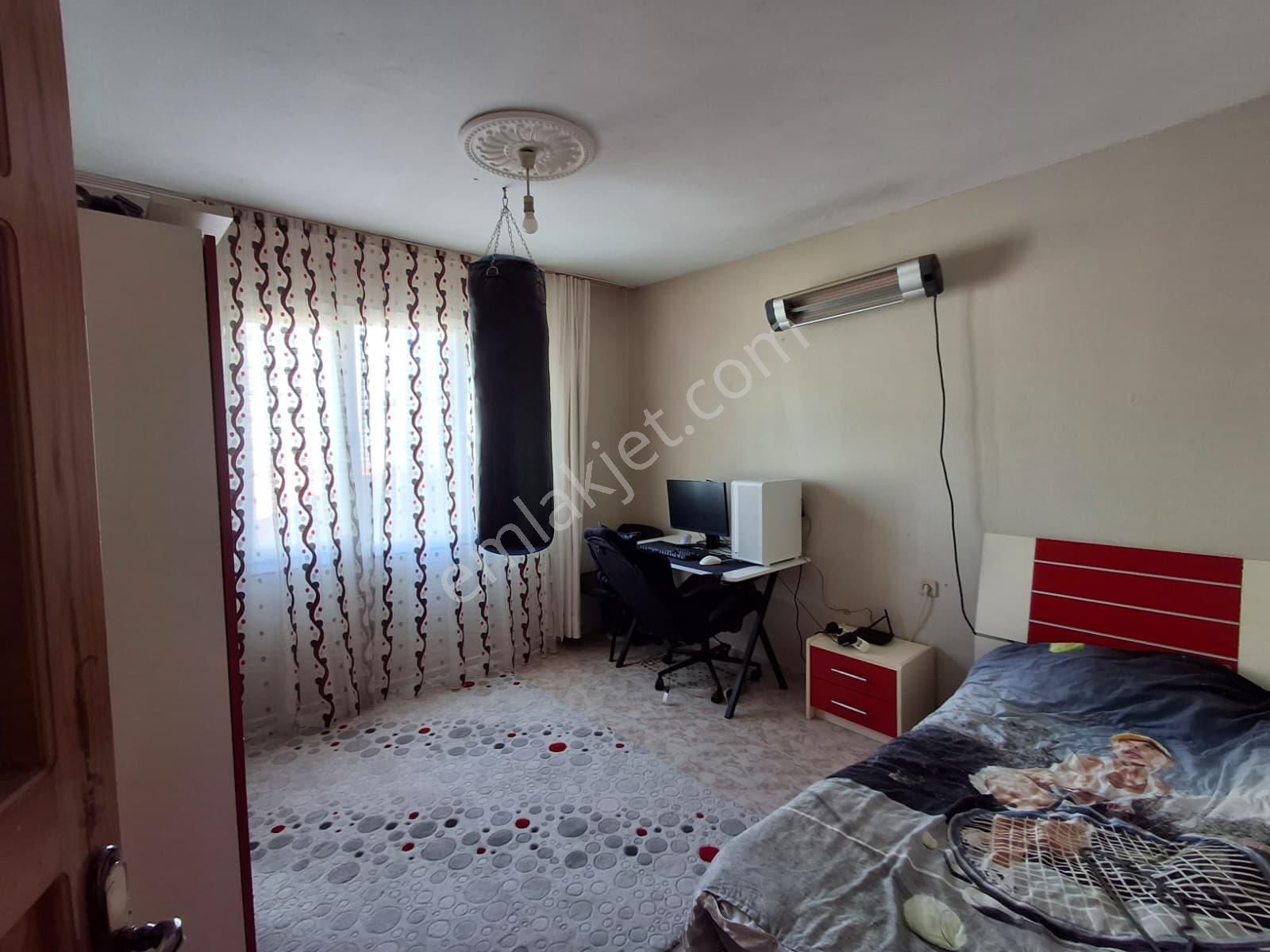 Çiğli Kaklıç Mahallesi Satılık 3 Katlı Bina - 3 Adet 3+1 Daire - Görsel 11