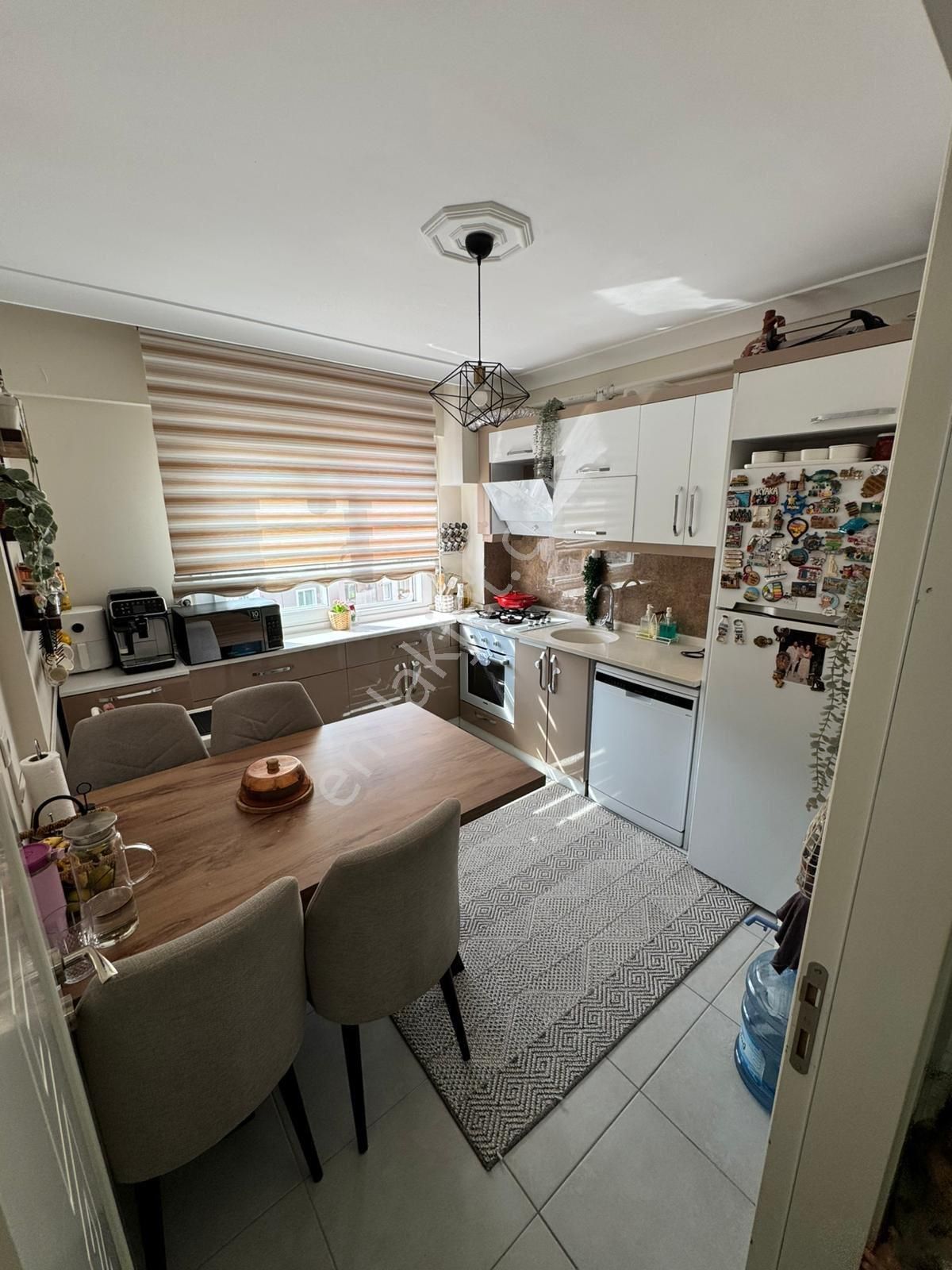 Merkezi Konumda 2+1 Kapalı Mutfaklı Satılık Daire - Görsel 2