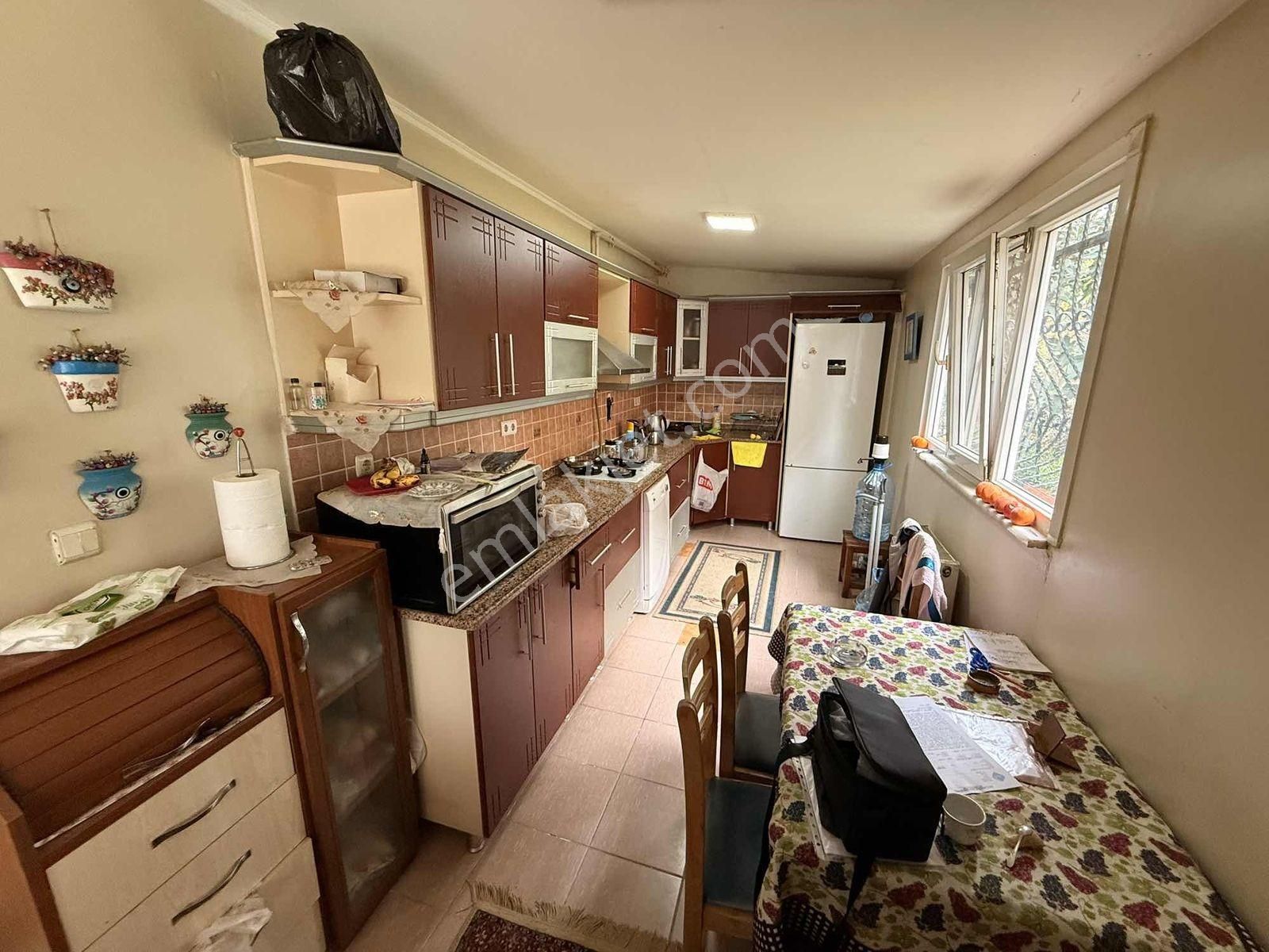 Bahçelievlerde Site İçinde Bahçeli 2 Katlı Satılık Müstakil Ev - Görsel 17