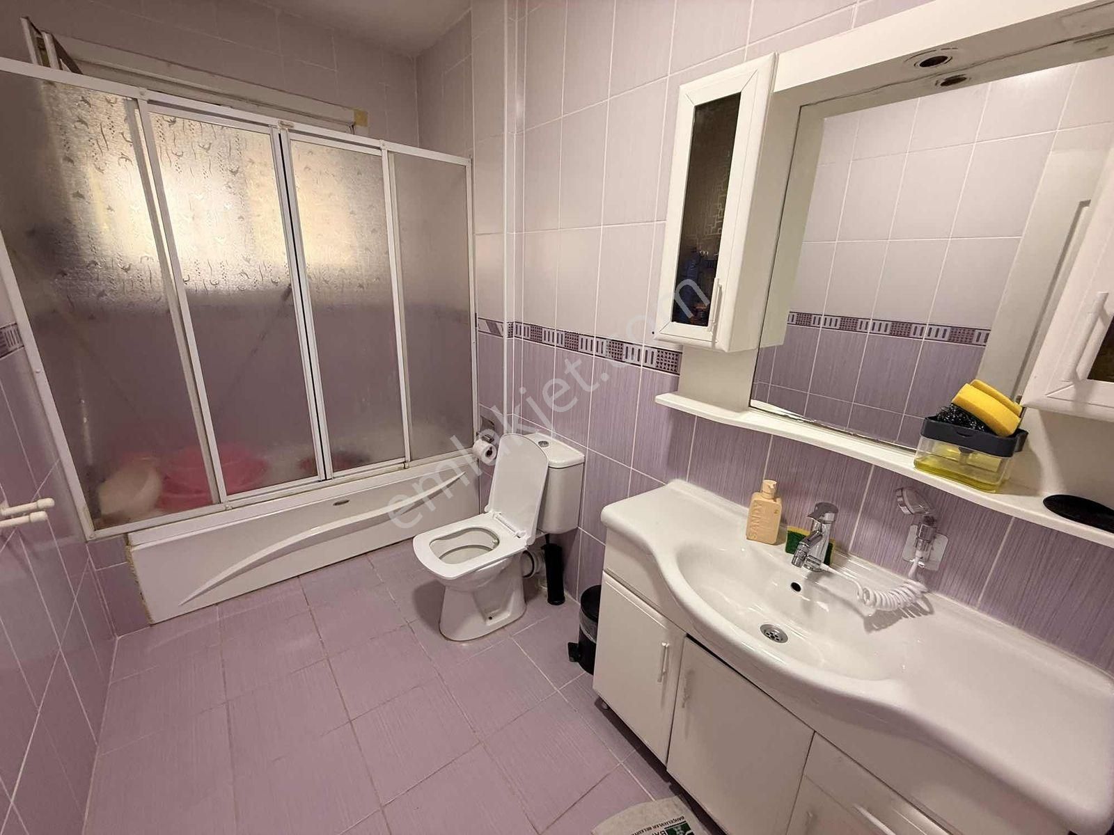 Bahçelievlerde Site İçinde Bahçeli 2 Katlı Satılık Müstakil Ev - Görsel 21