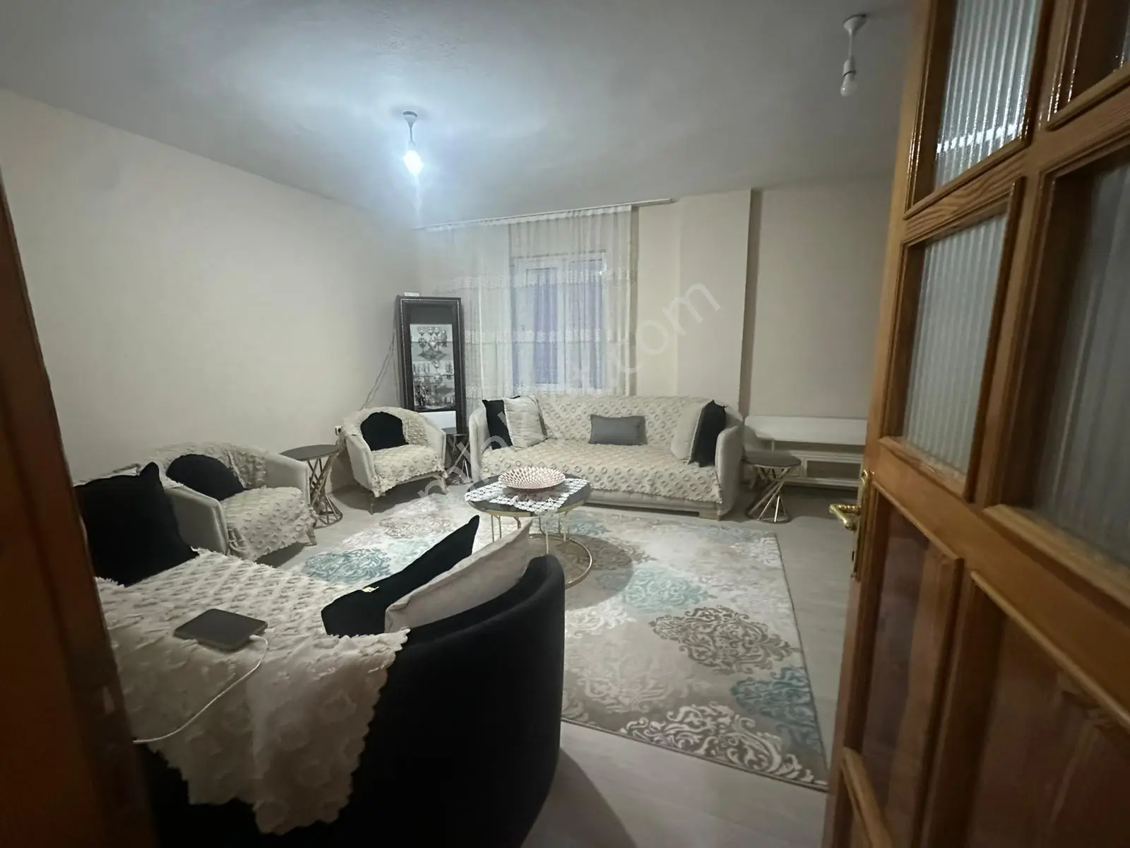 Bursa Emlak Alem-i Hürriyet De 3+1 130 M2 Arakat Fırsat Daire