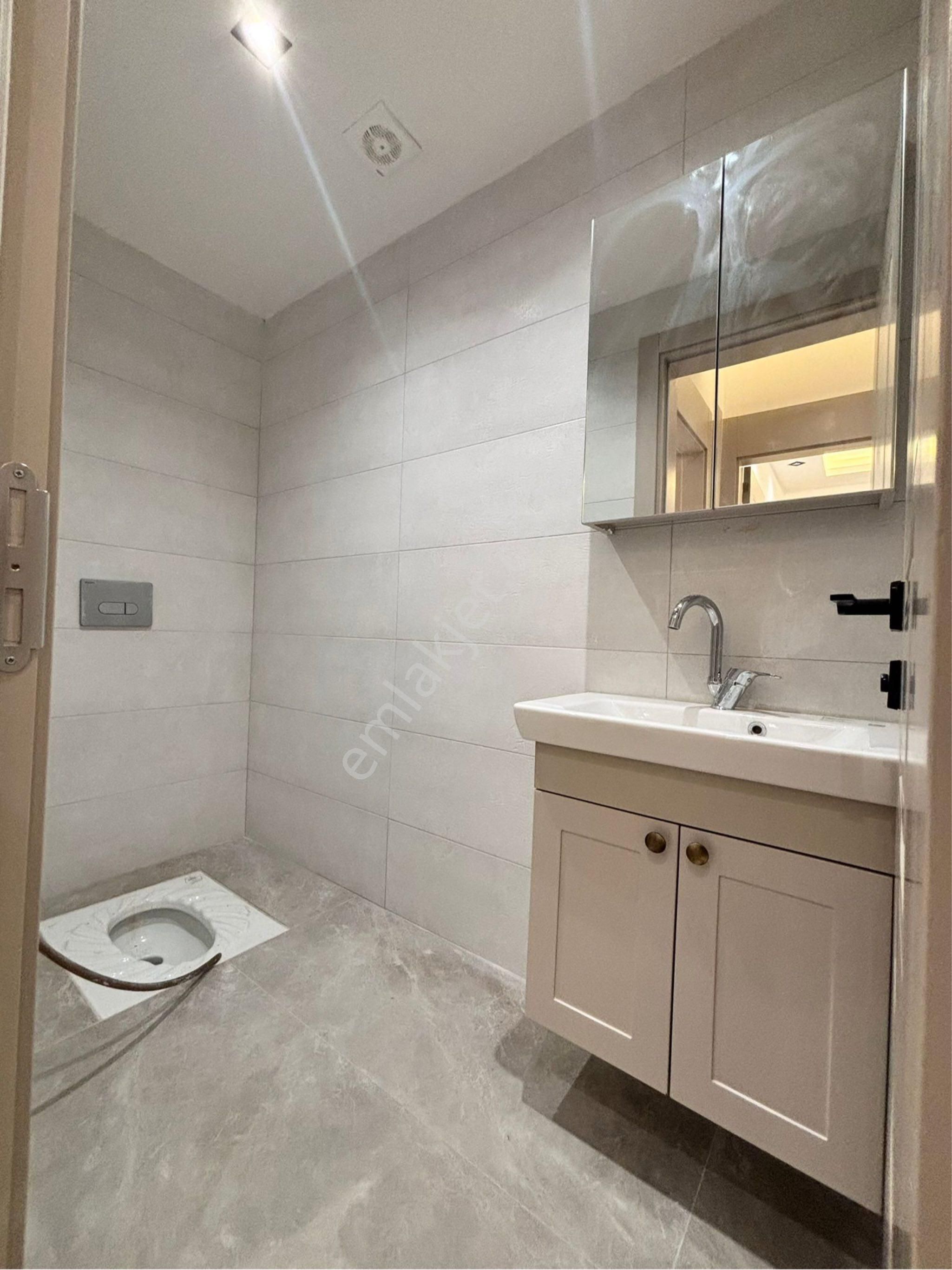 Kayalık Cadde Mevkili Sıfır Yerden Isıtmalı Satılık Daire - Görsel 10