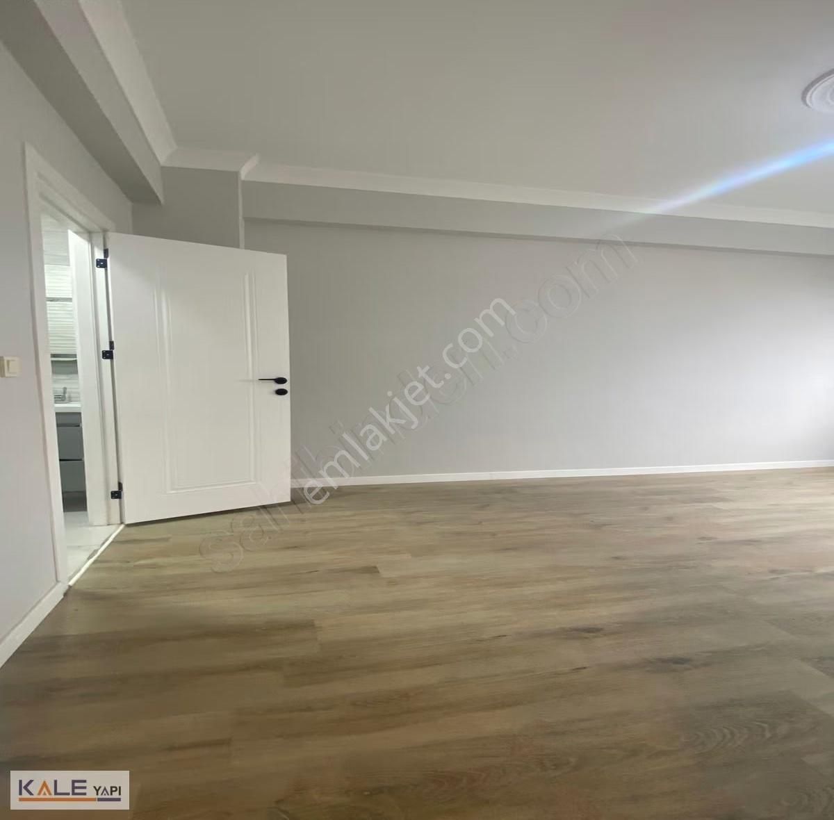 Firuzköyün Gözdesi Dev Daire 2+1