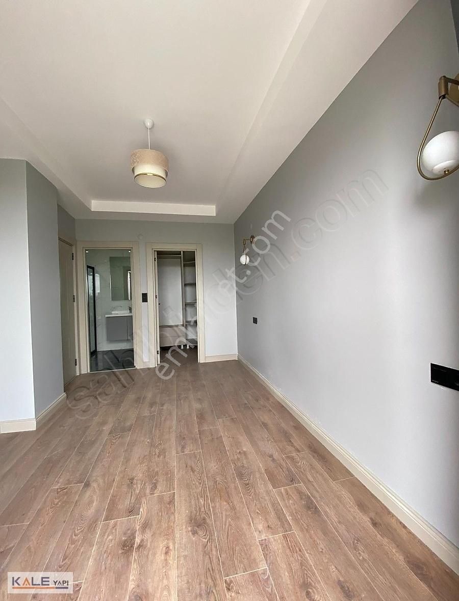 Bahçeşehir Tem Bölgesinde Krediye Uygun Satılık Daire - Görsel 15