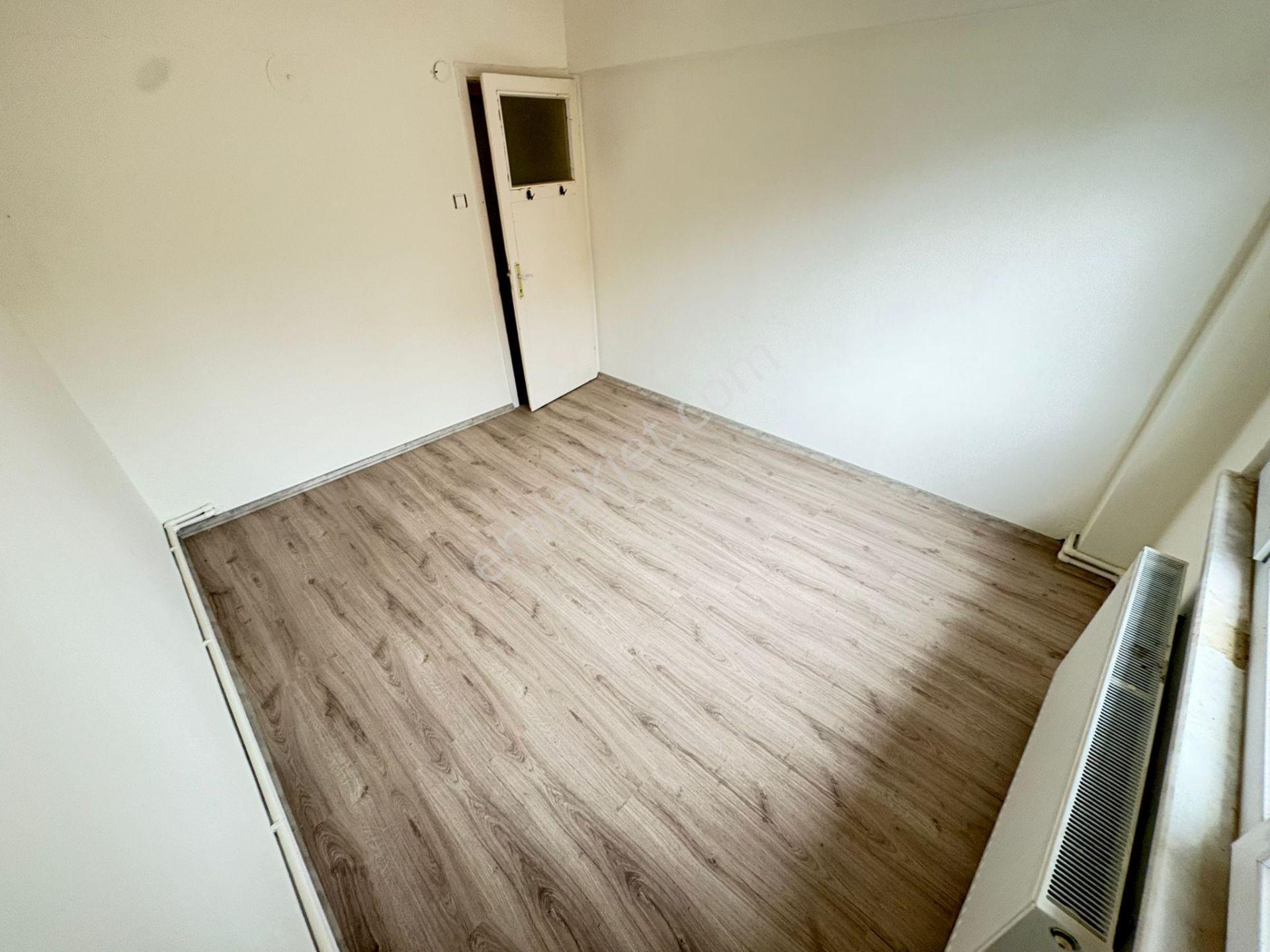 ▇ Edremit'te Camivasat Mah. 3+1 Önü Açık Geniş Kullanımlı Daire - Görsel 12