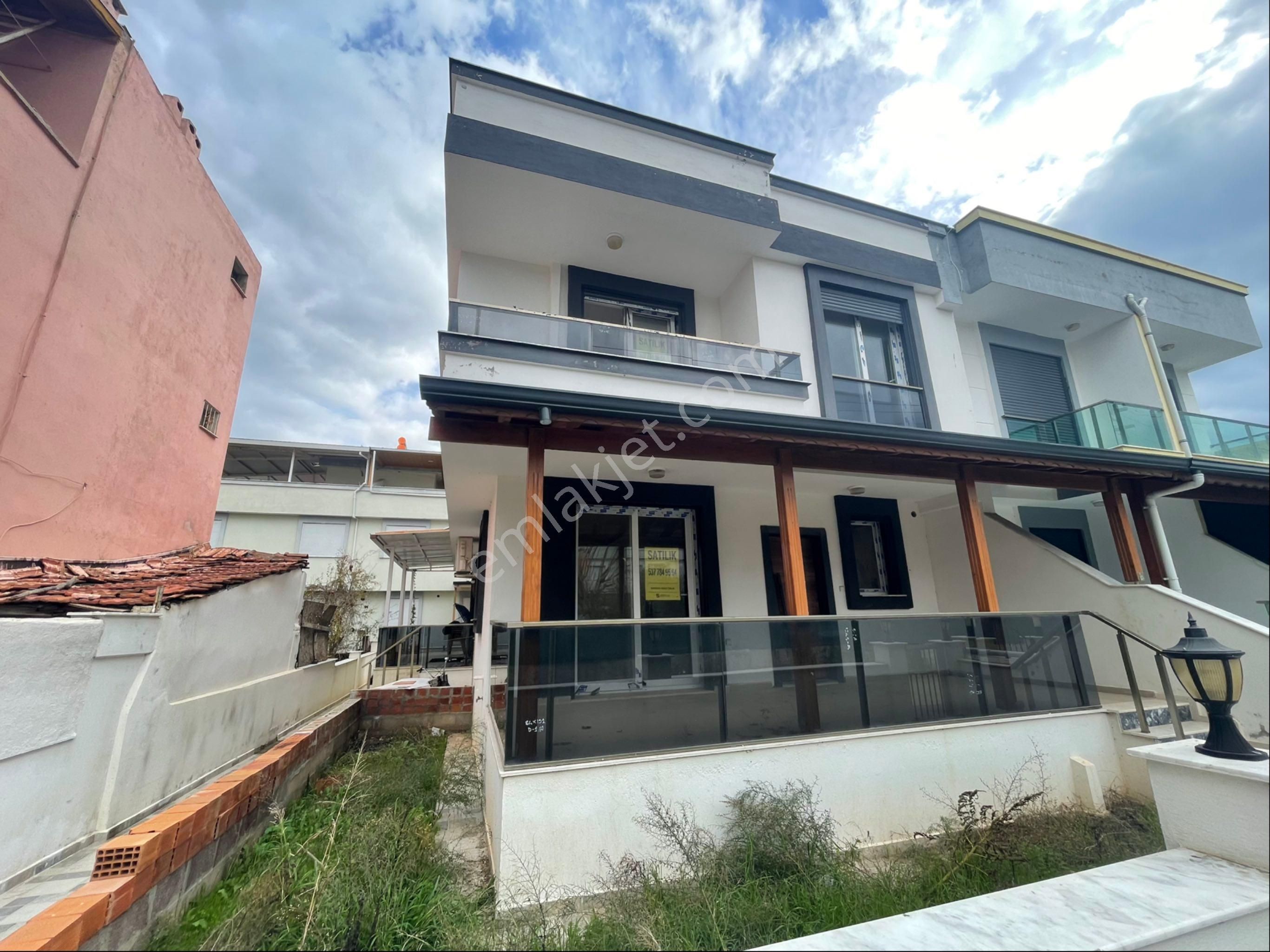 Seferihisar Doğanbey De Satılık 2+1 Yazlık Villa Denize 400 Metre - Görsel 3