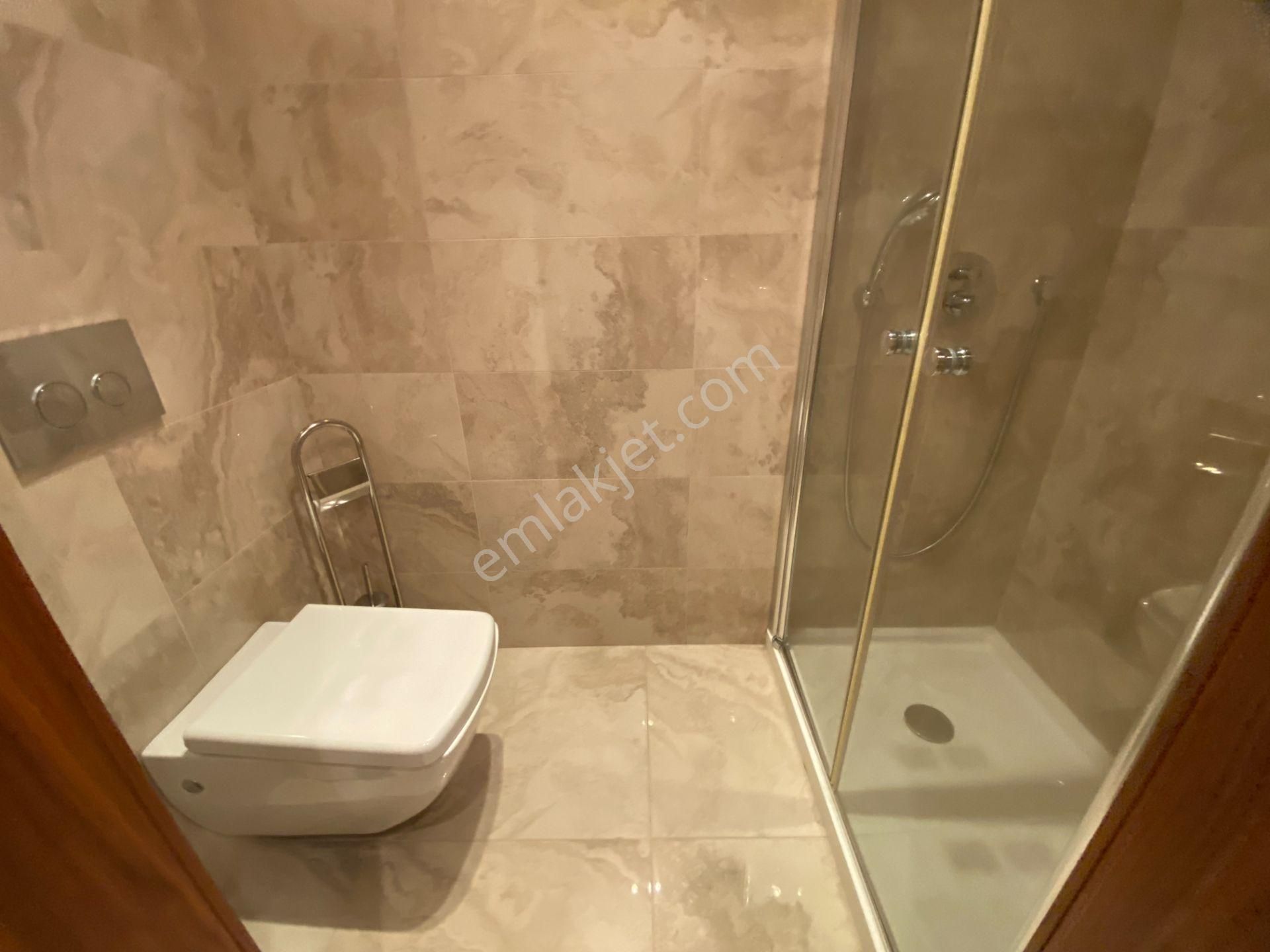 Remax Ahmet'ten Four Winds'de Boş Sıfır Satılık 3+1 Konut Göztepe - Görsel 19