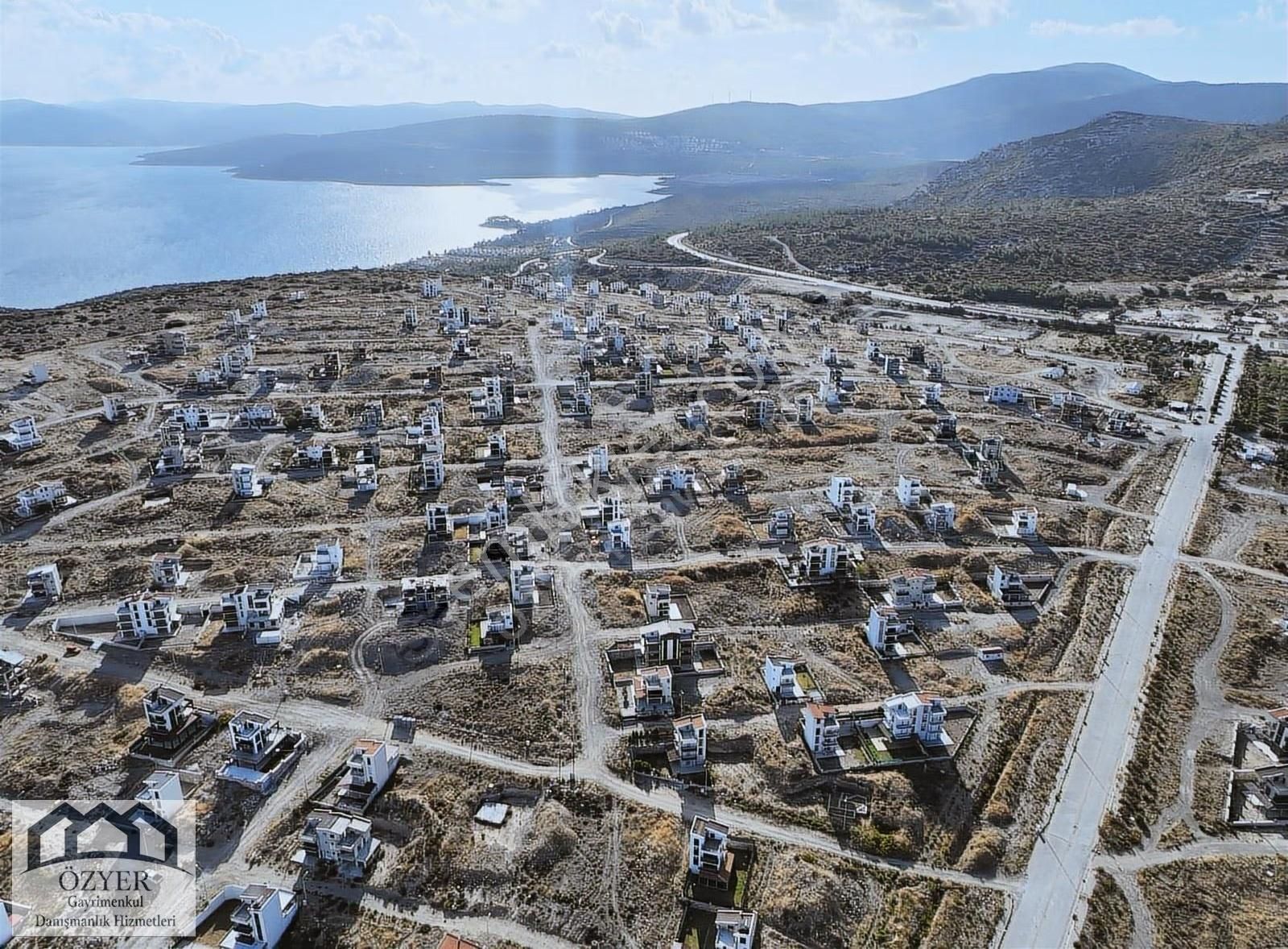 Mordogan Kamukentte 585 M2 2.5 Kat İkiz Vılla Imarlı Arsa - Görsel 3