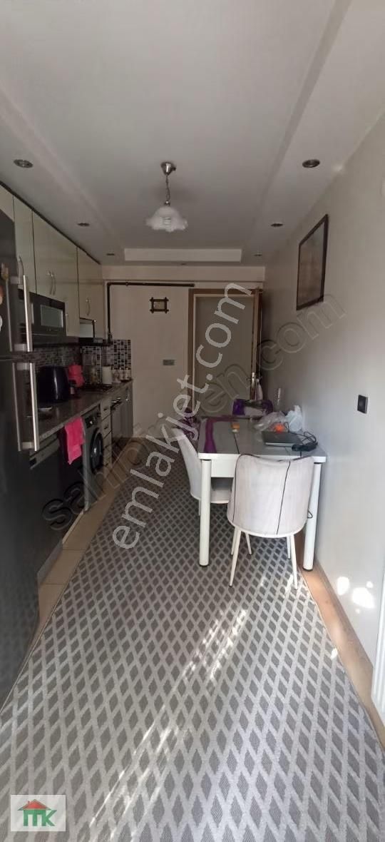 Hacıkaplanlar Da Satılık 2+1 110 M2 13 Yıllık Daire